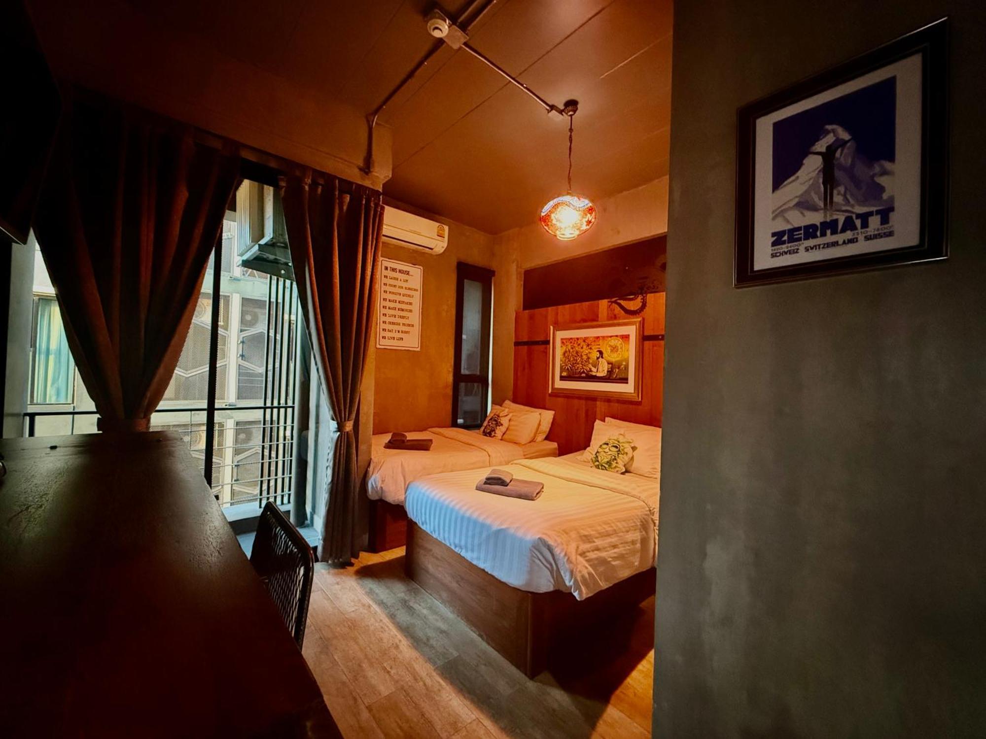 Aparthotel Rent V38 4*