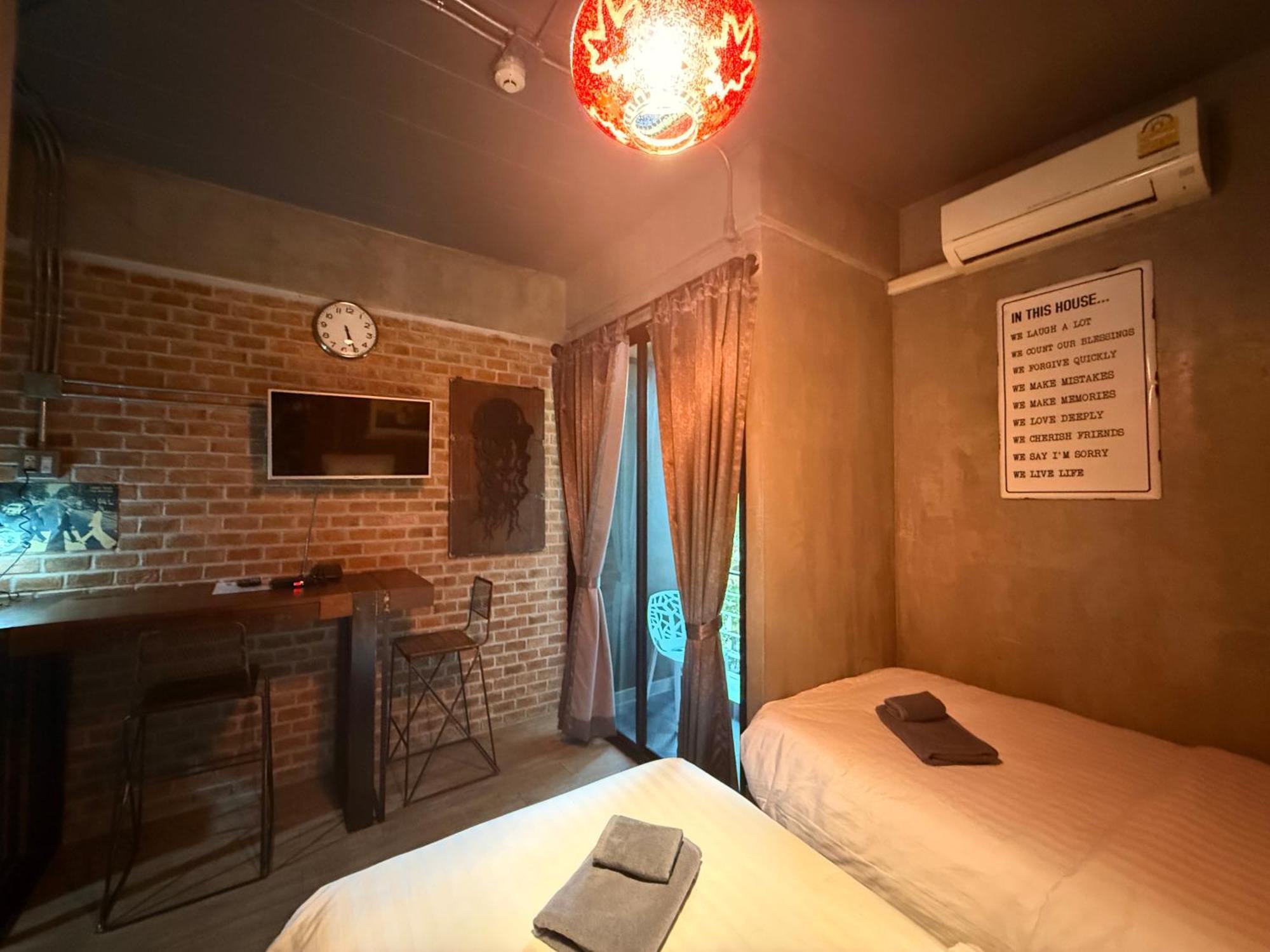 Aparthotel Rent V38 4*