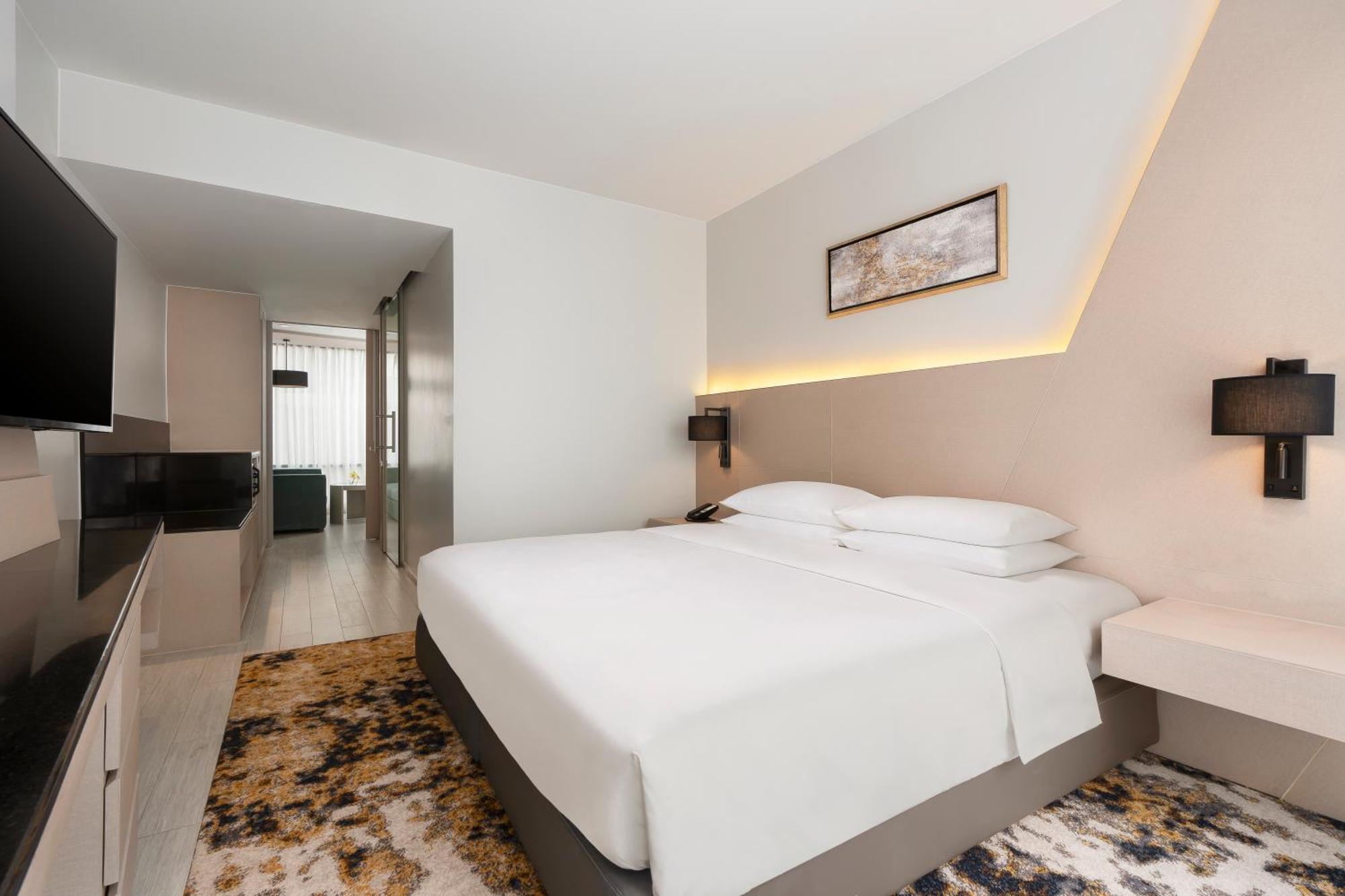 Hotel Hyatt Place Sukhumvit 1 4*