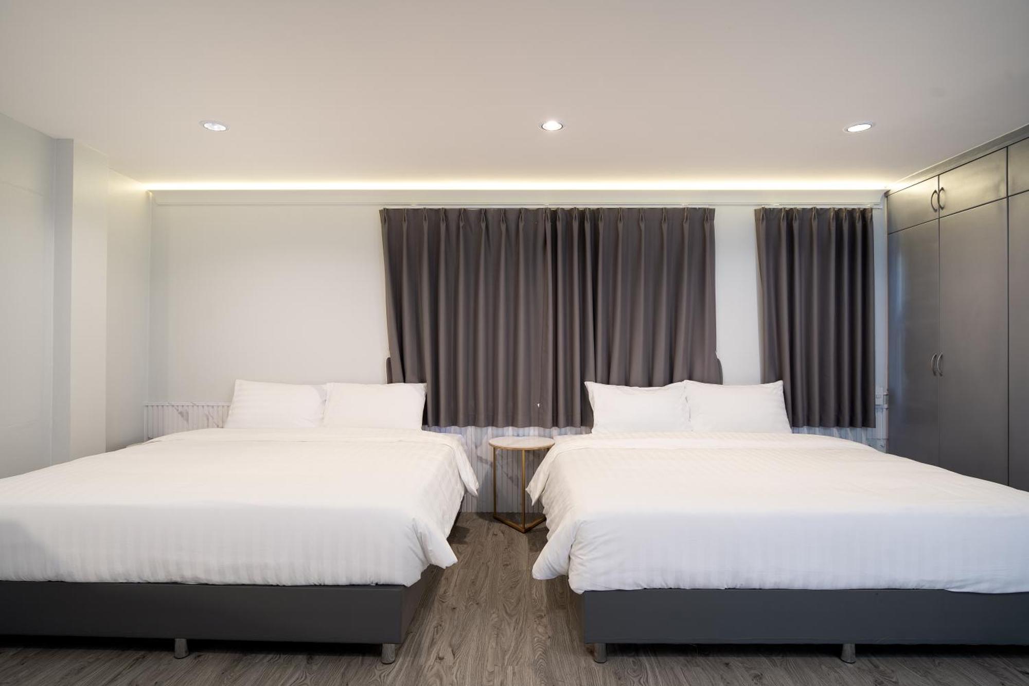 Aparthotel Capitel Rama 4