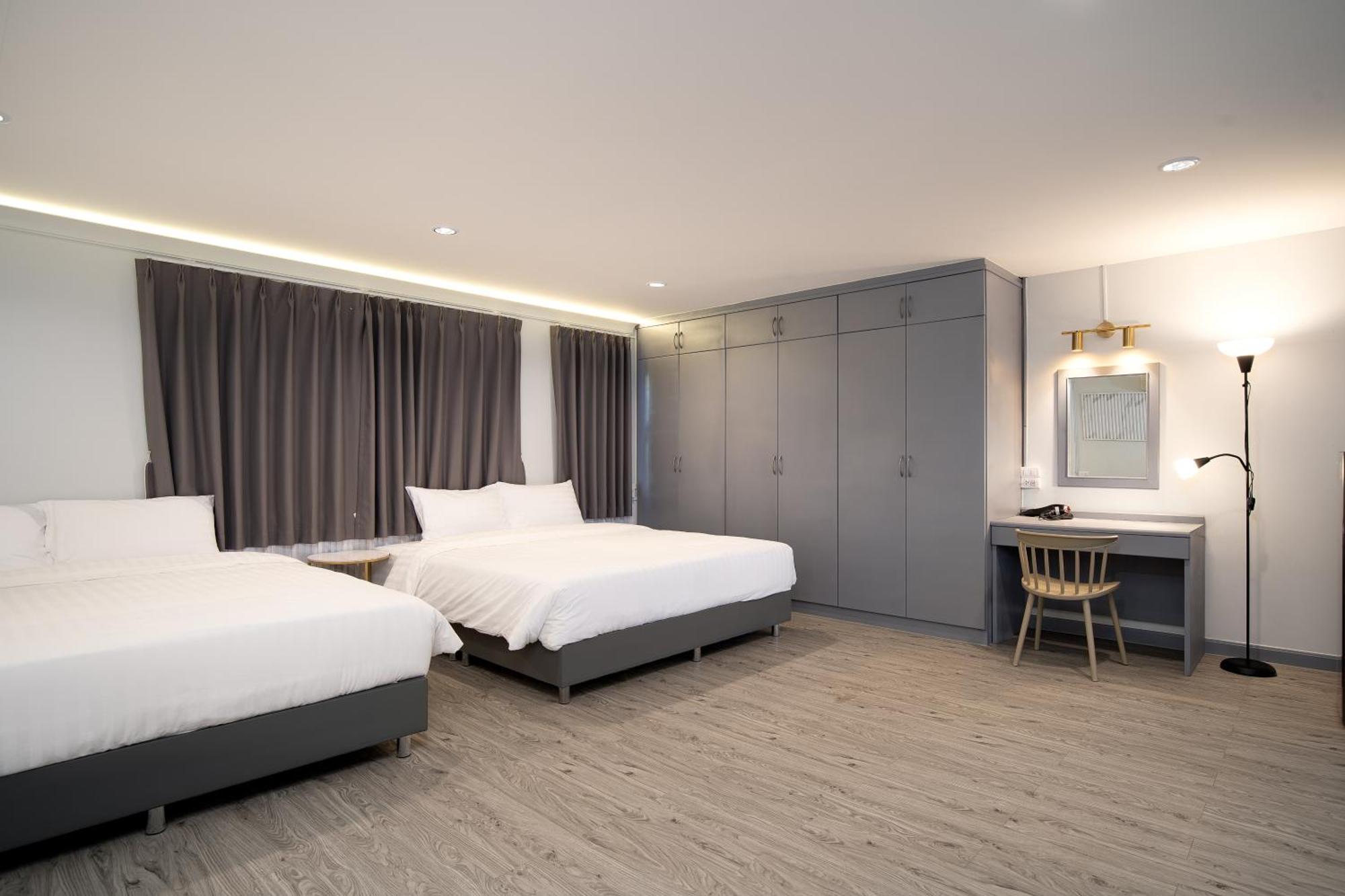 Aparthotel Capitel Rama 4