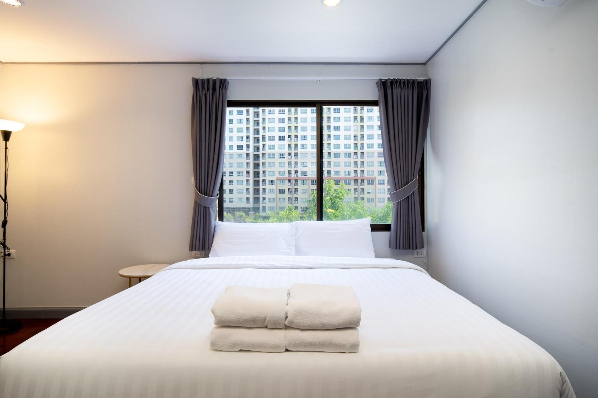 Capitel Rama 4 *