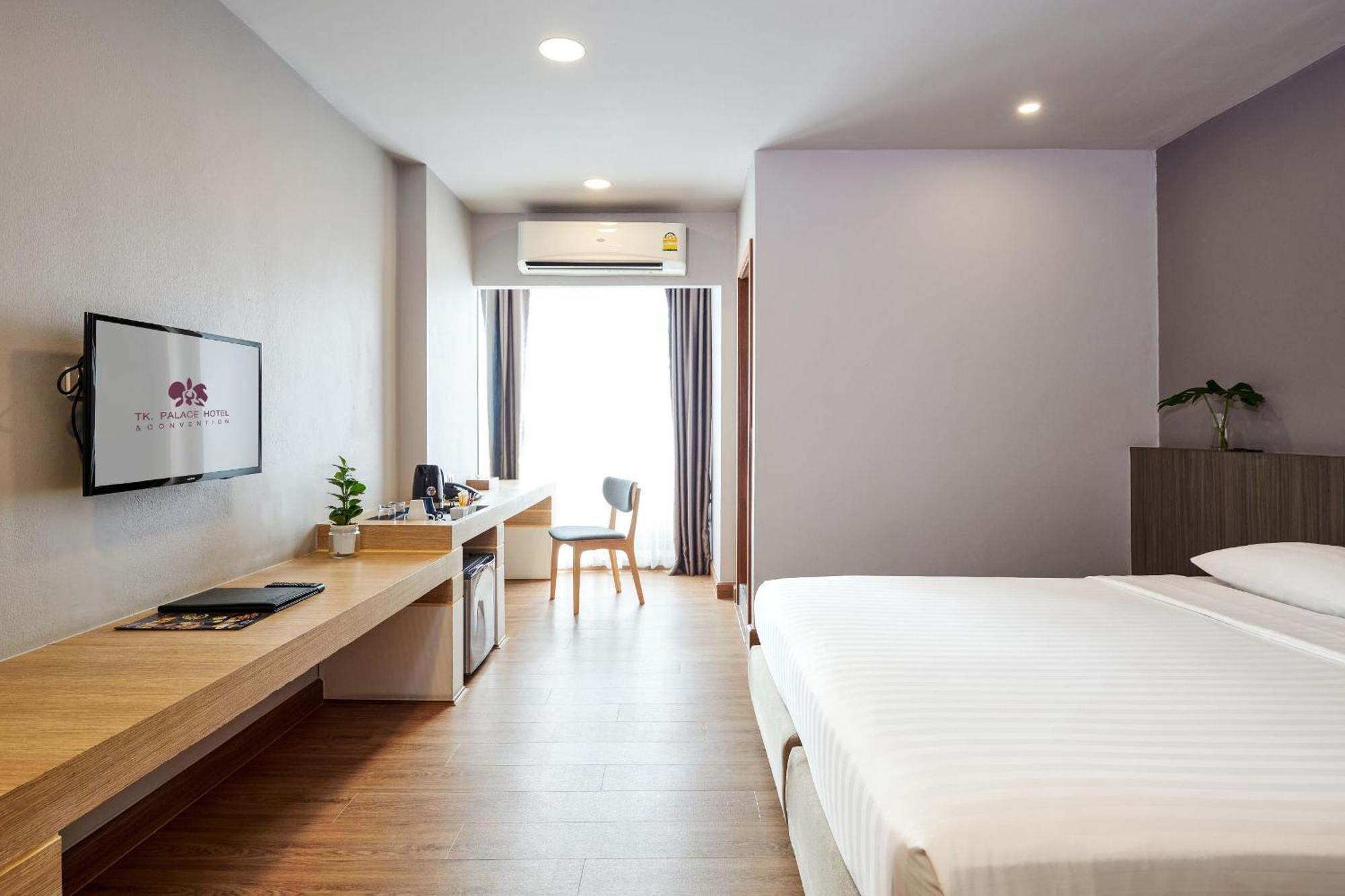 Tk Palace & Convention Hotel