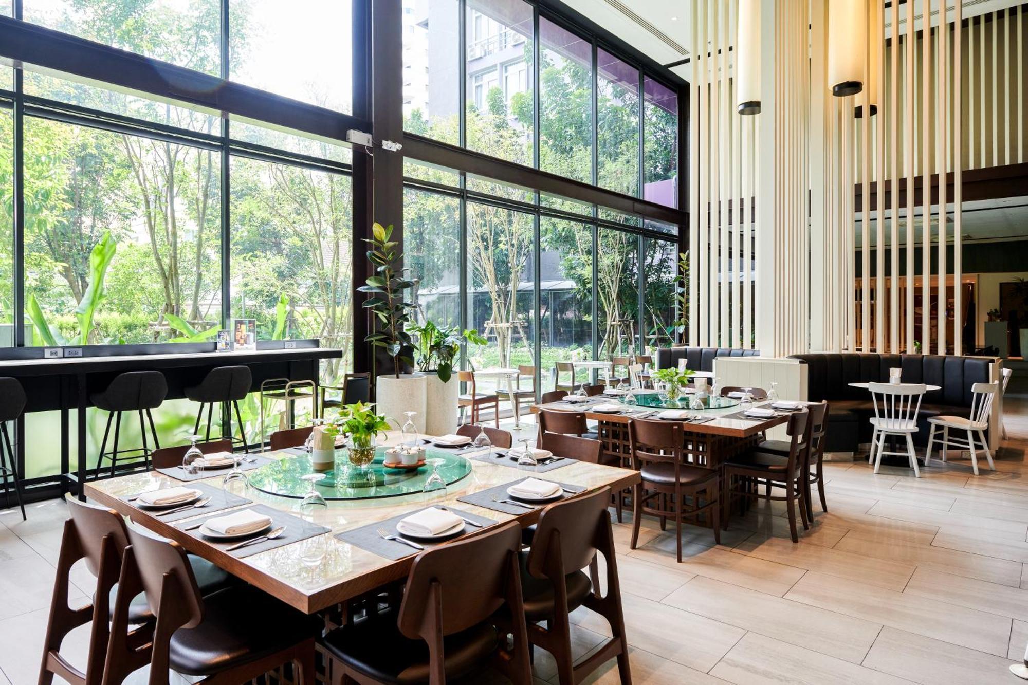 Tk Palace & Convention Hotel Bangkok
