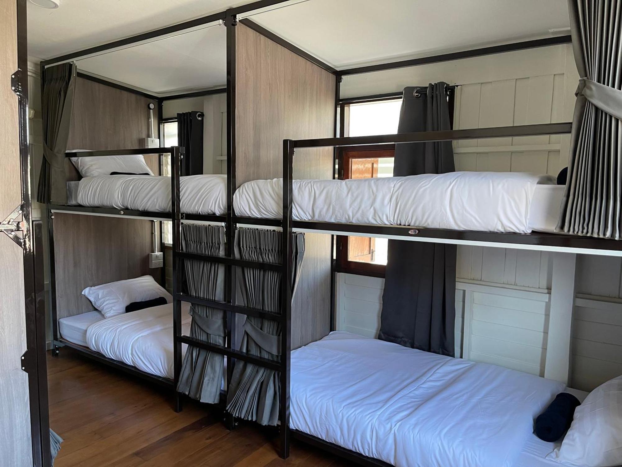 Asrama Green Cabin Hostel *