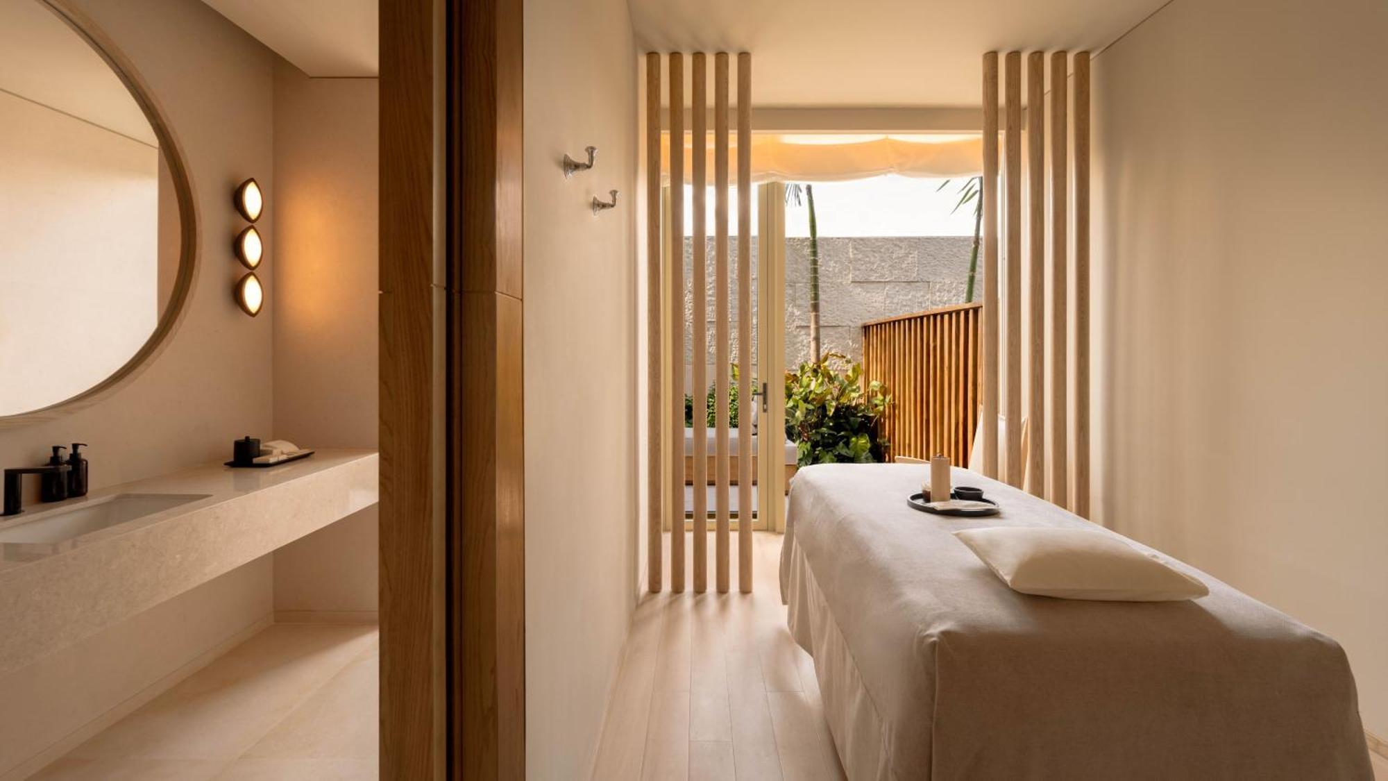 Hotel Dusit Thani 5*