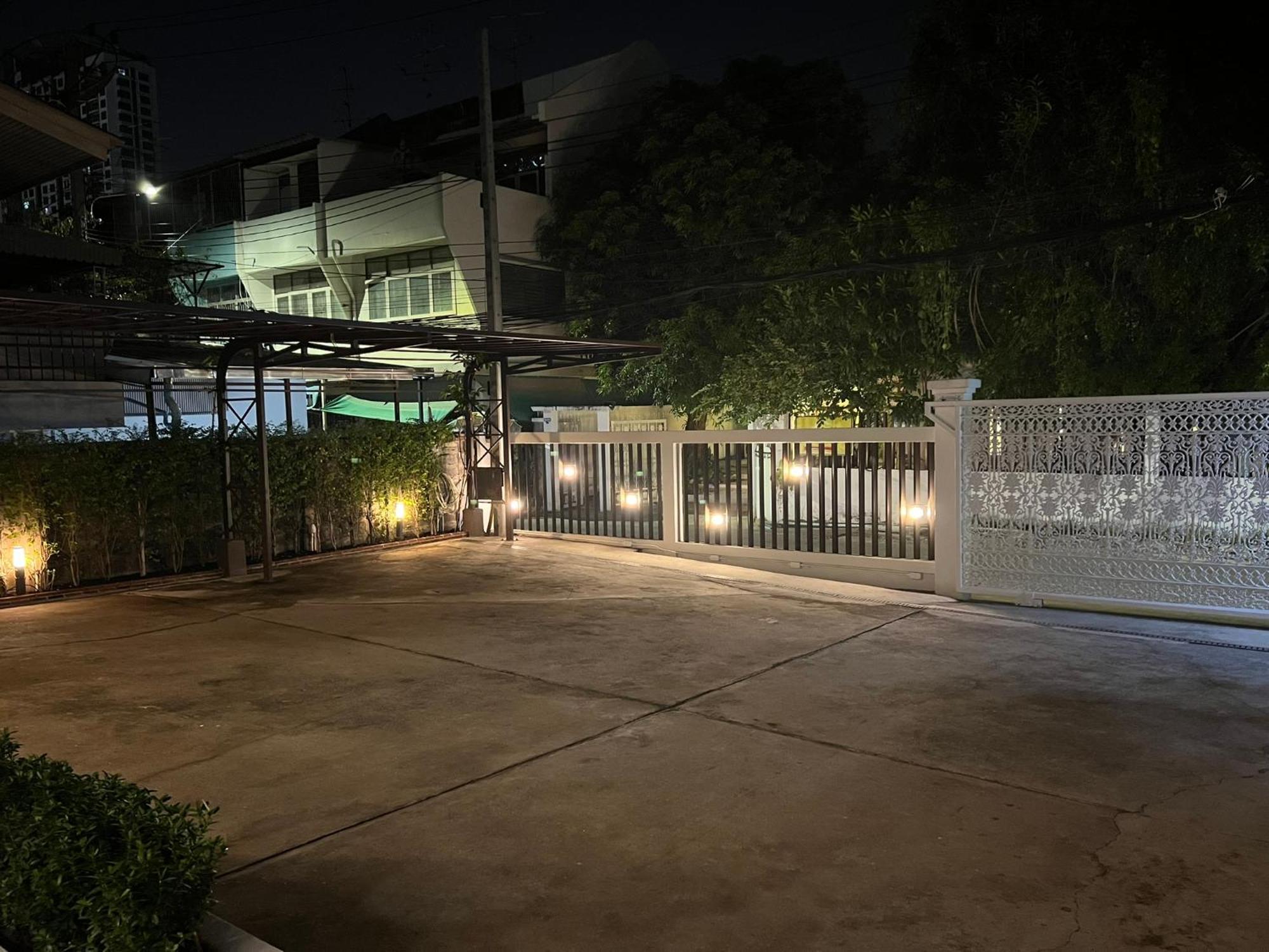 Hotel Dusita