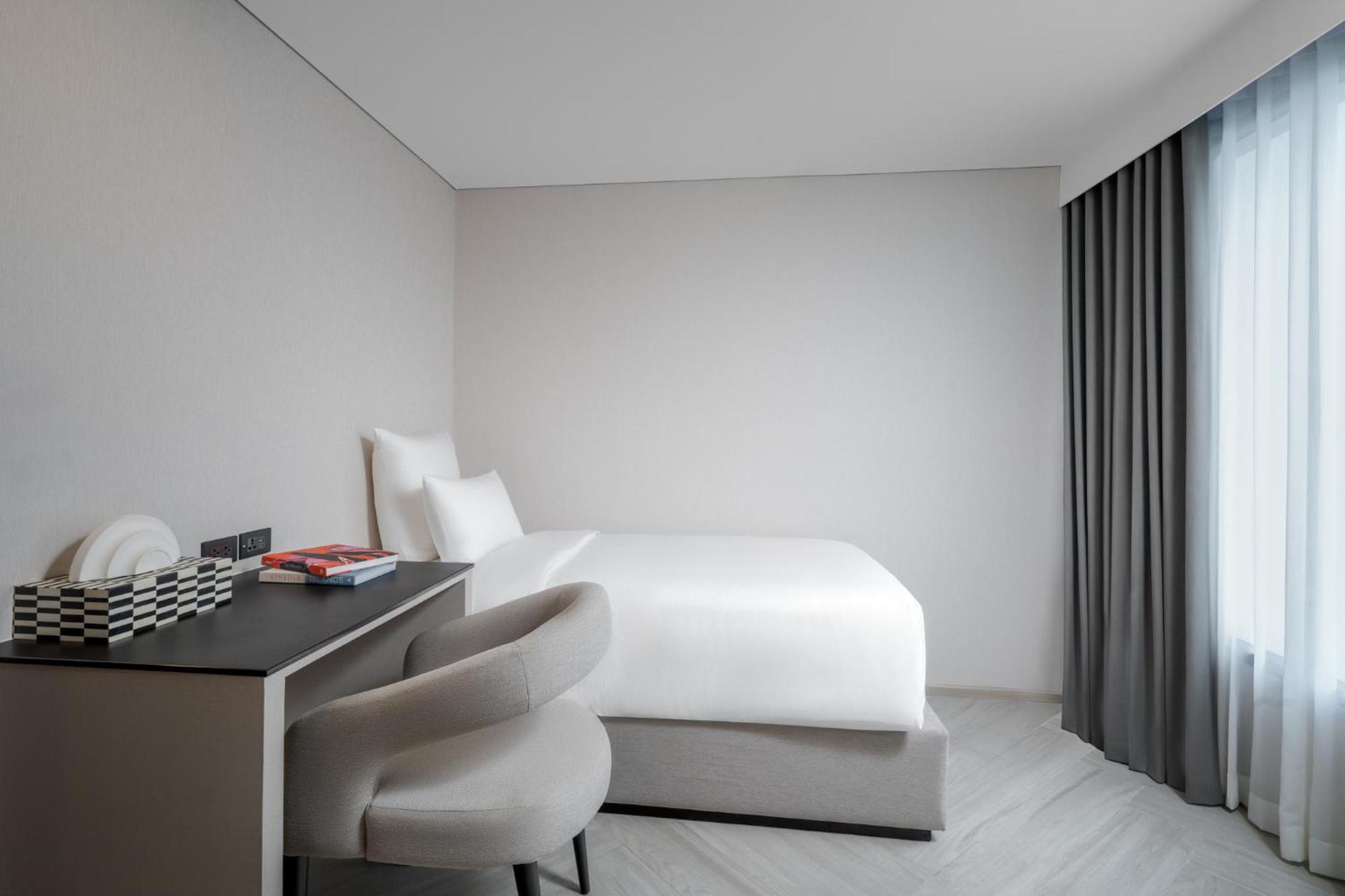 Tribe Living Sukhumvit 39 By Accorhotels Bangkok