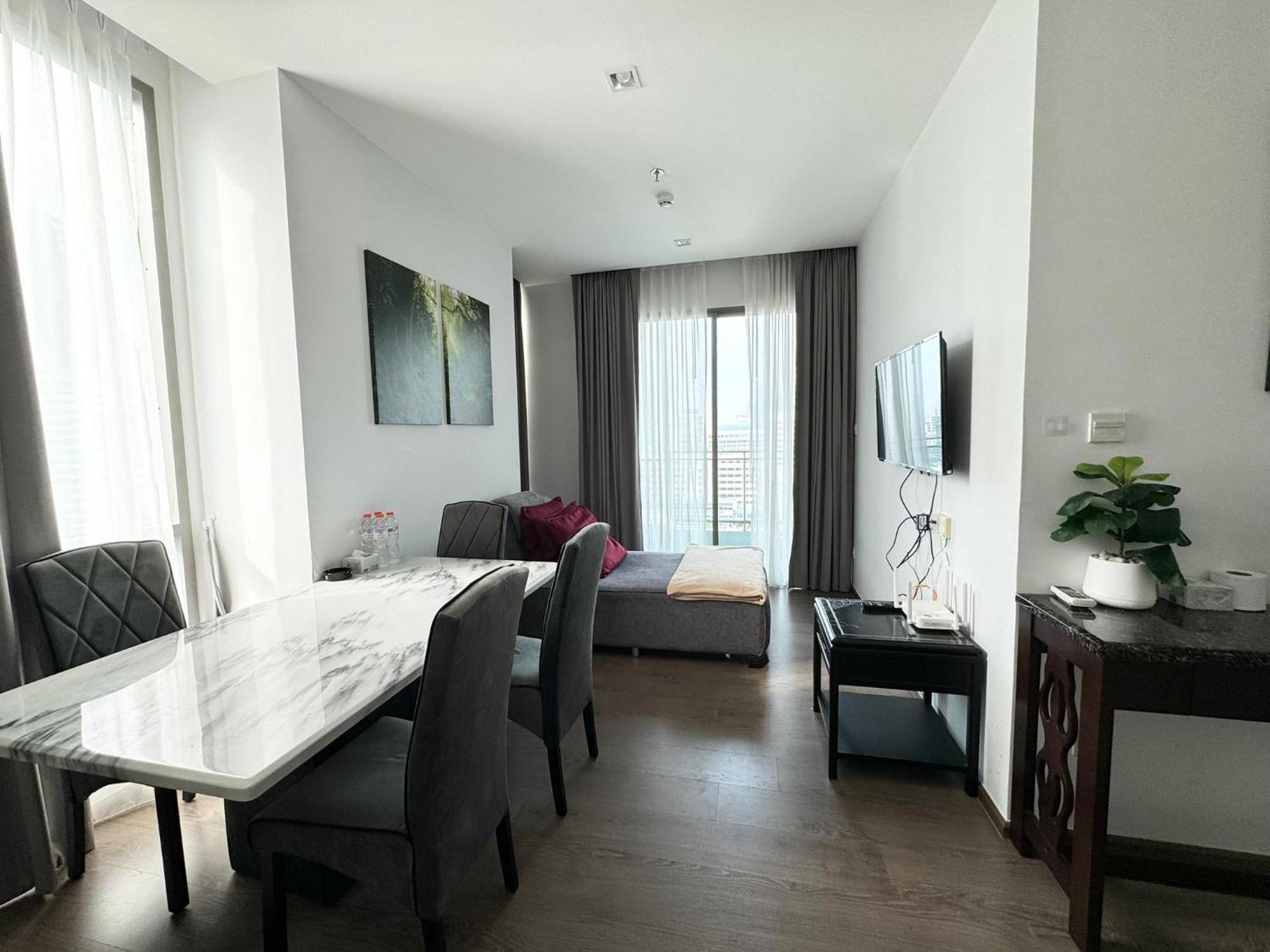 The Rich Sukhumvit 3 By Nana *