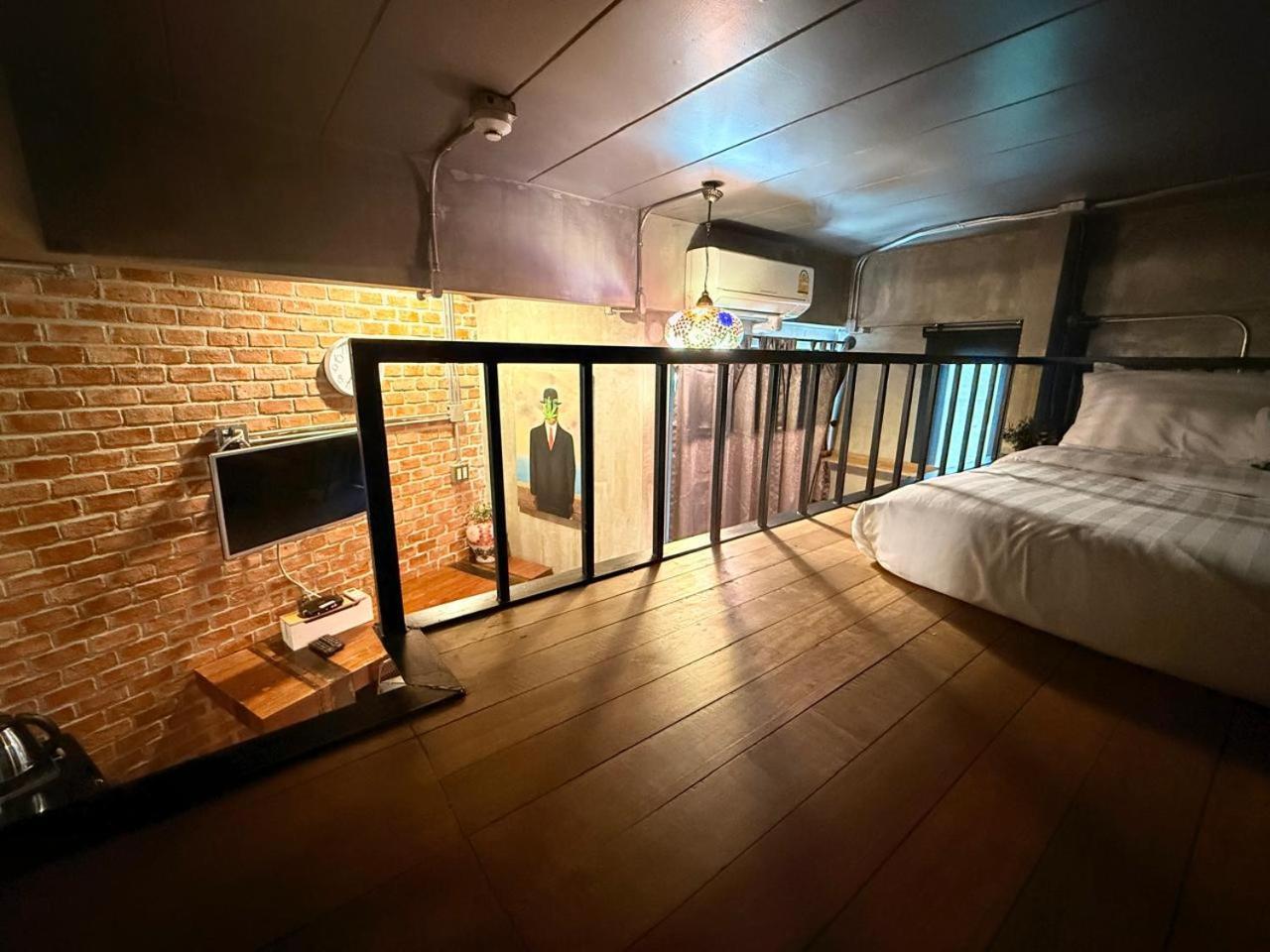 Rent V38