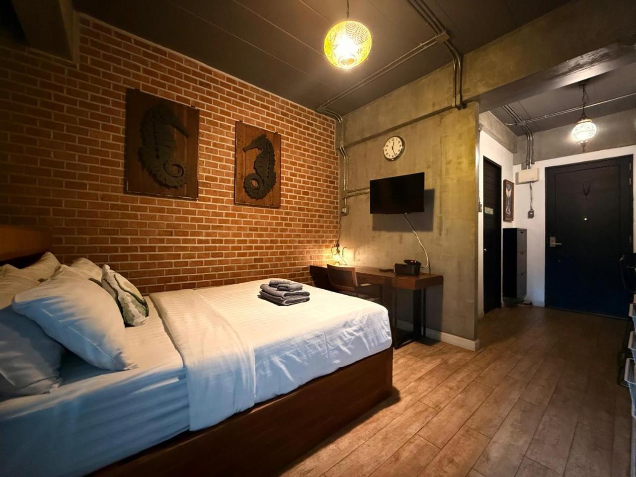 Rent V38 Aparthotel 4*