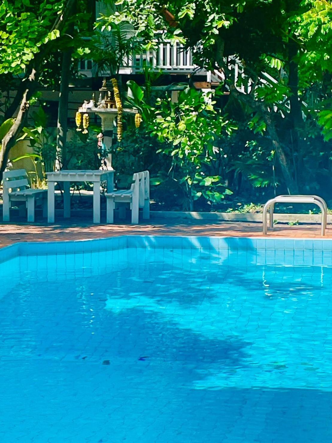 The Backyard 28 Holiday home *
