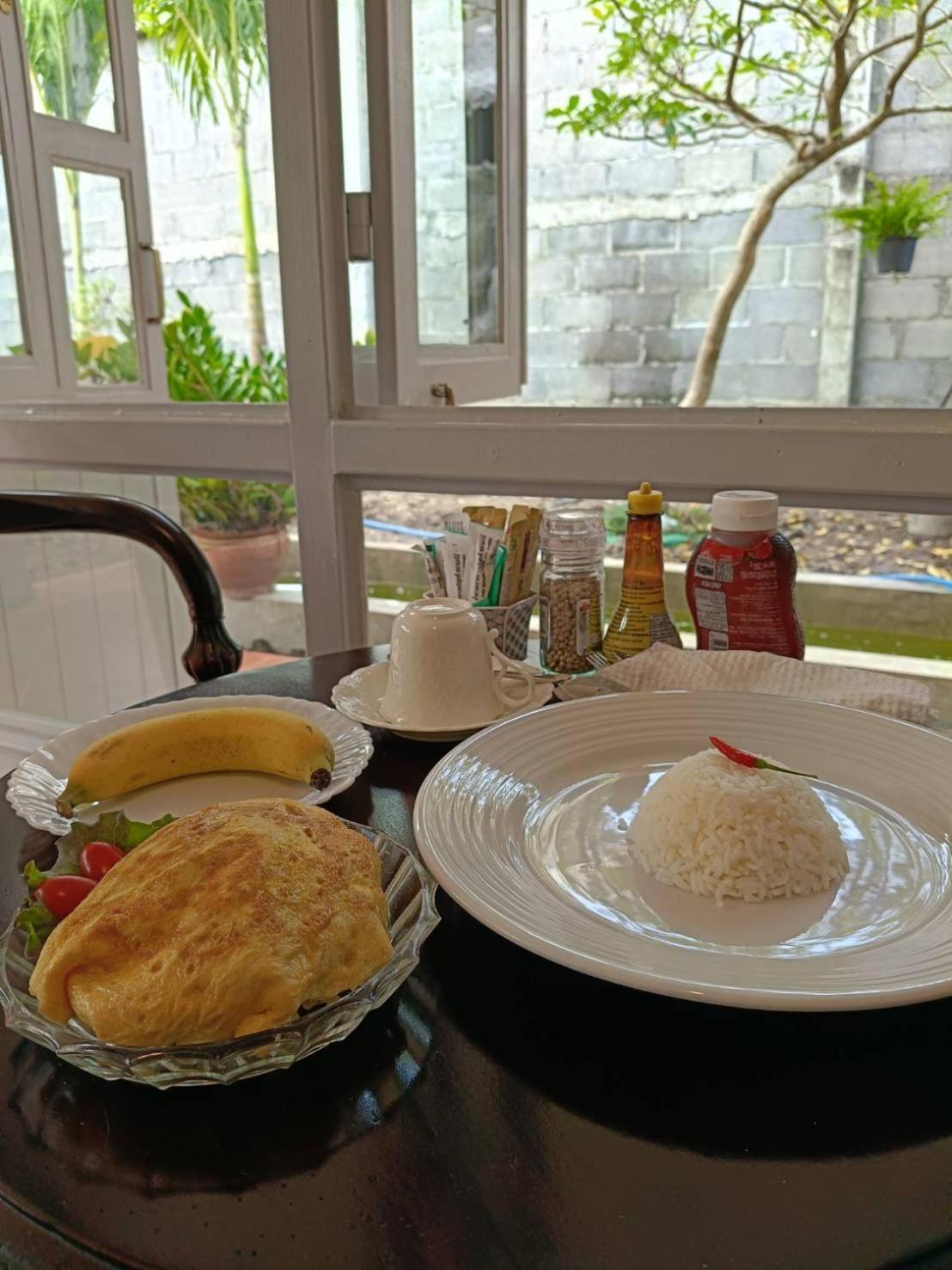 Baan Debtida Hotel *