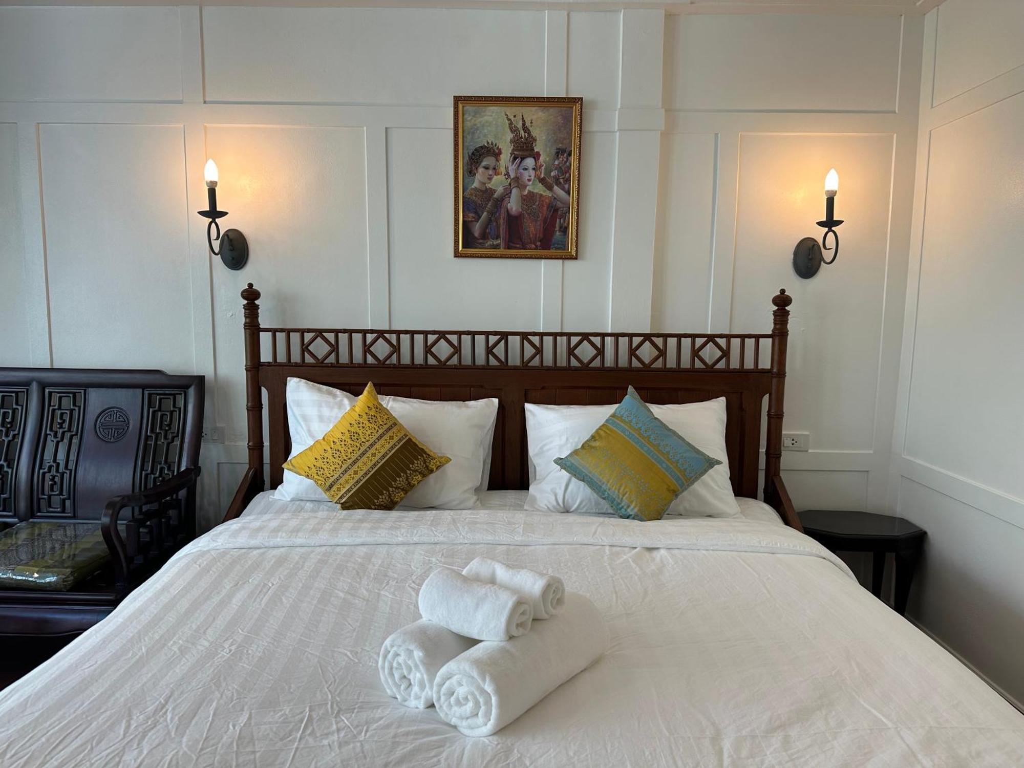 Baan Debtida * Bangkok
