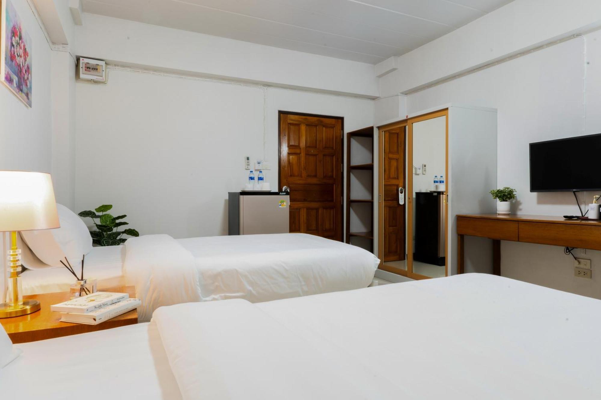 Nicha Bangkok