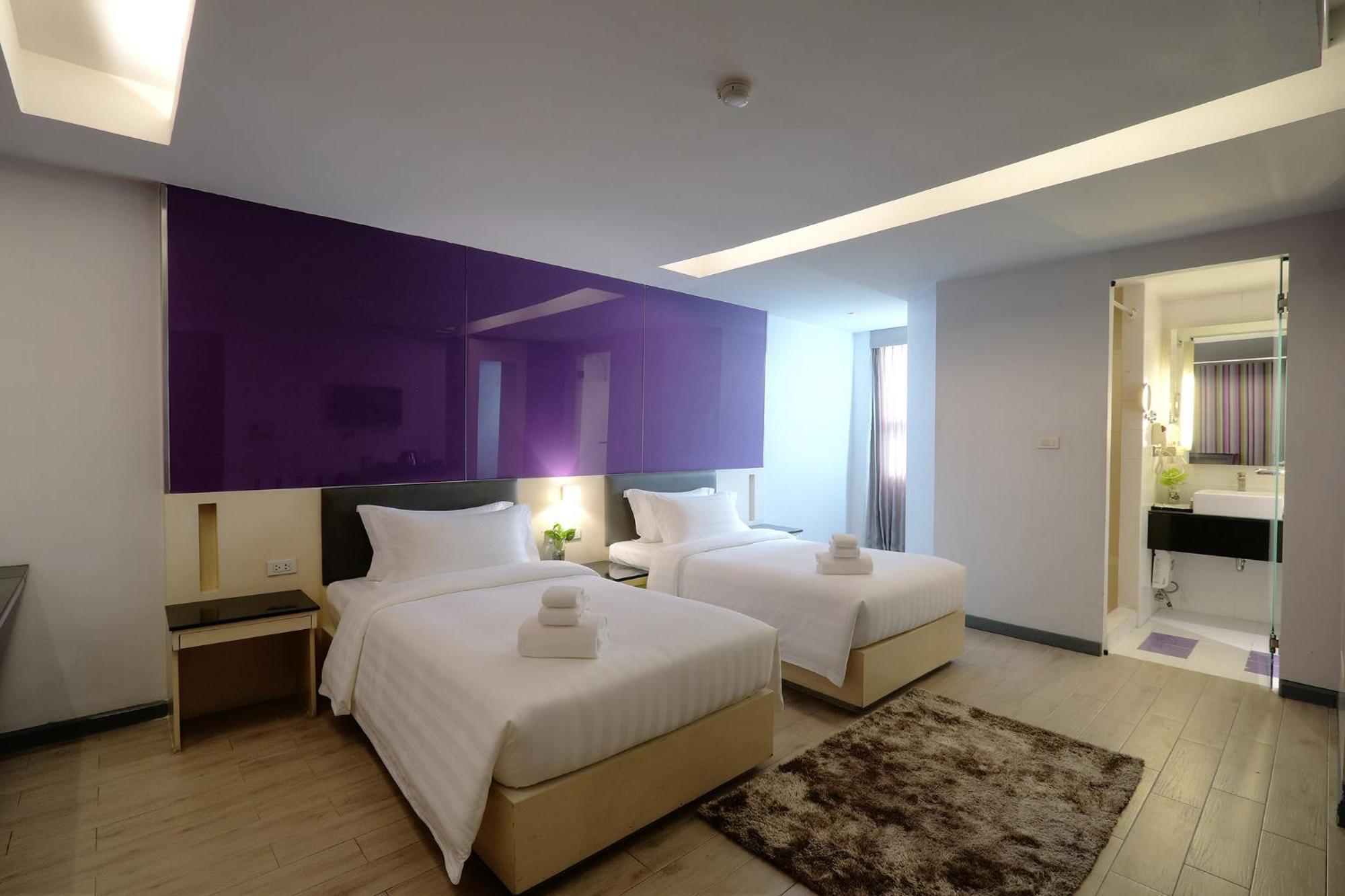 Klassique Sukhumvit Hotel 4*