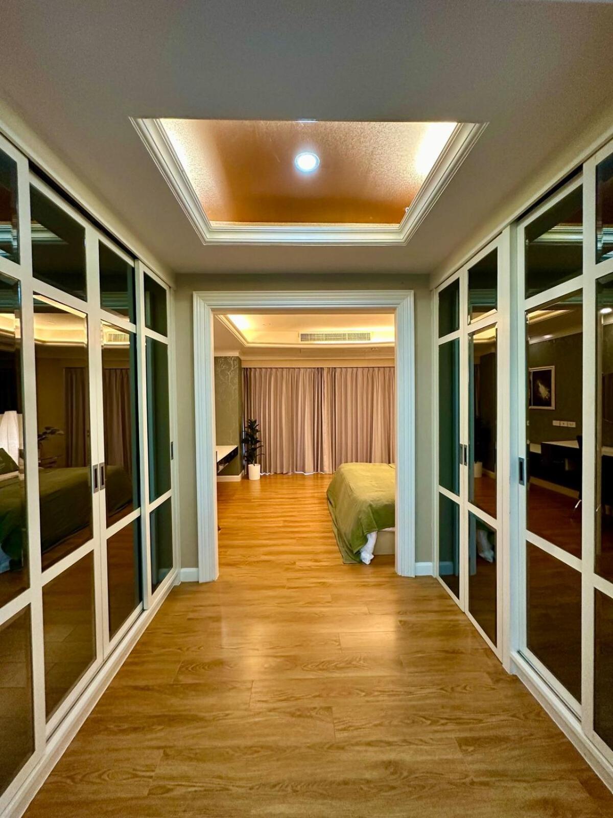 Bangrakhomey - Cozy Private In State Tower Apartment