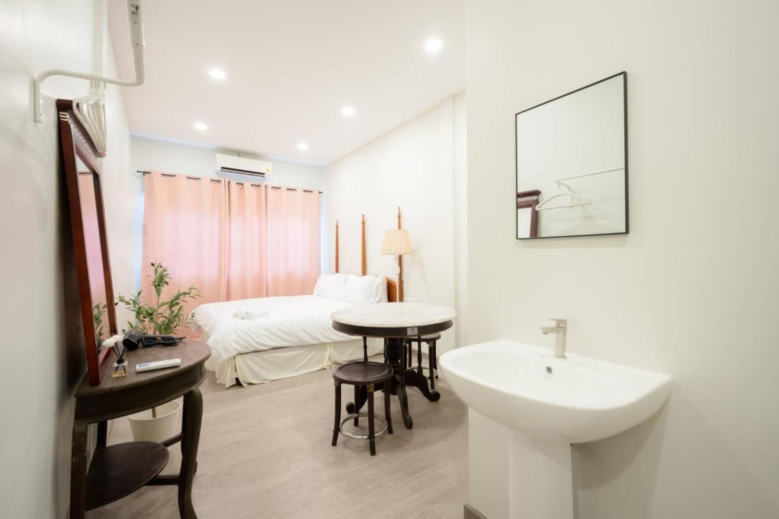 Apartment Hidden Dragon Yaowarat Road Bkk