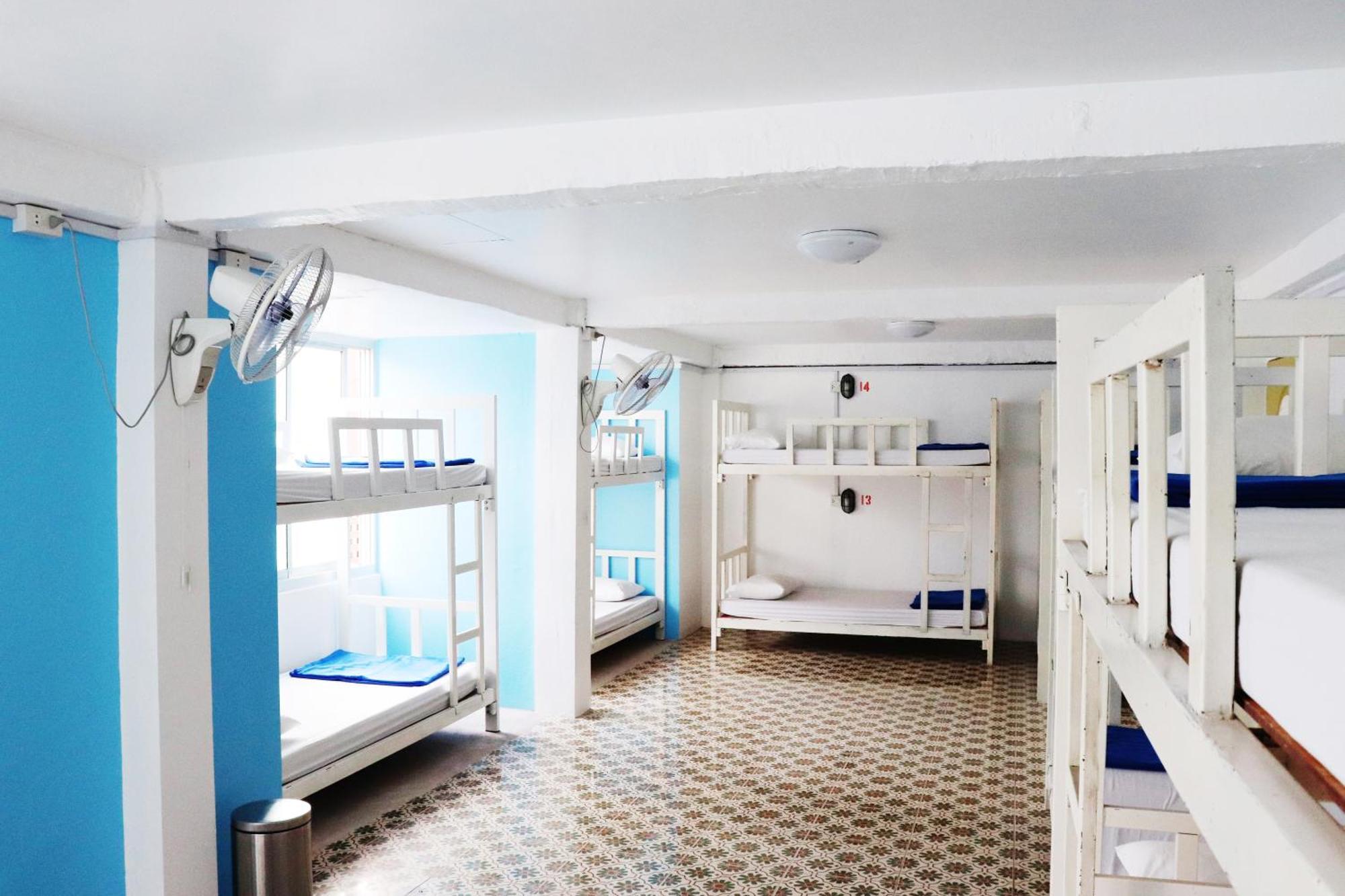Revolution Khao San By The Bliss Albergue *