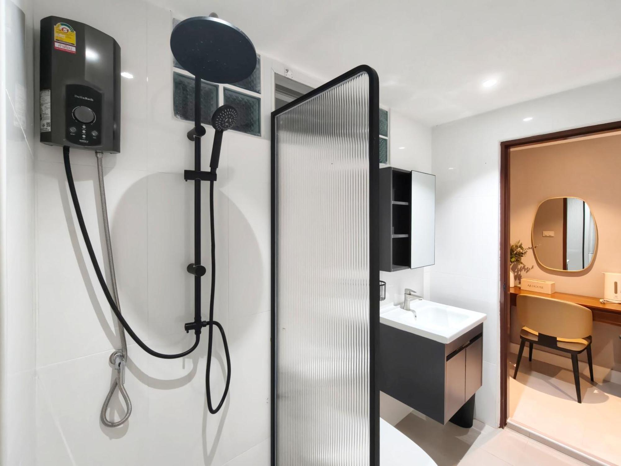 Ab House Aparthotel *