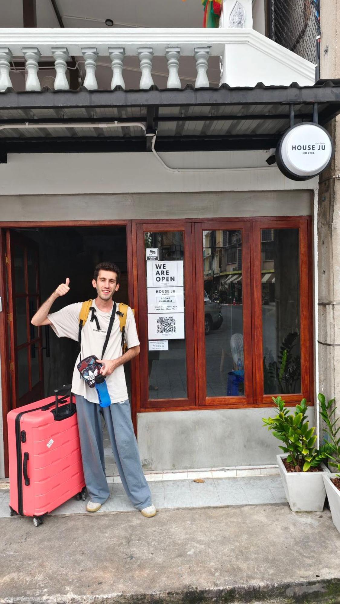 House Ju Hostel Bangkok
