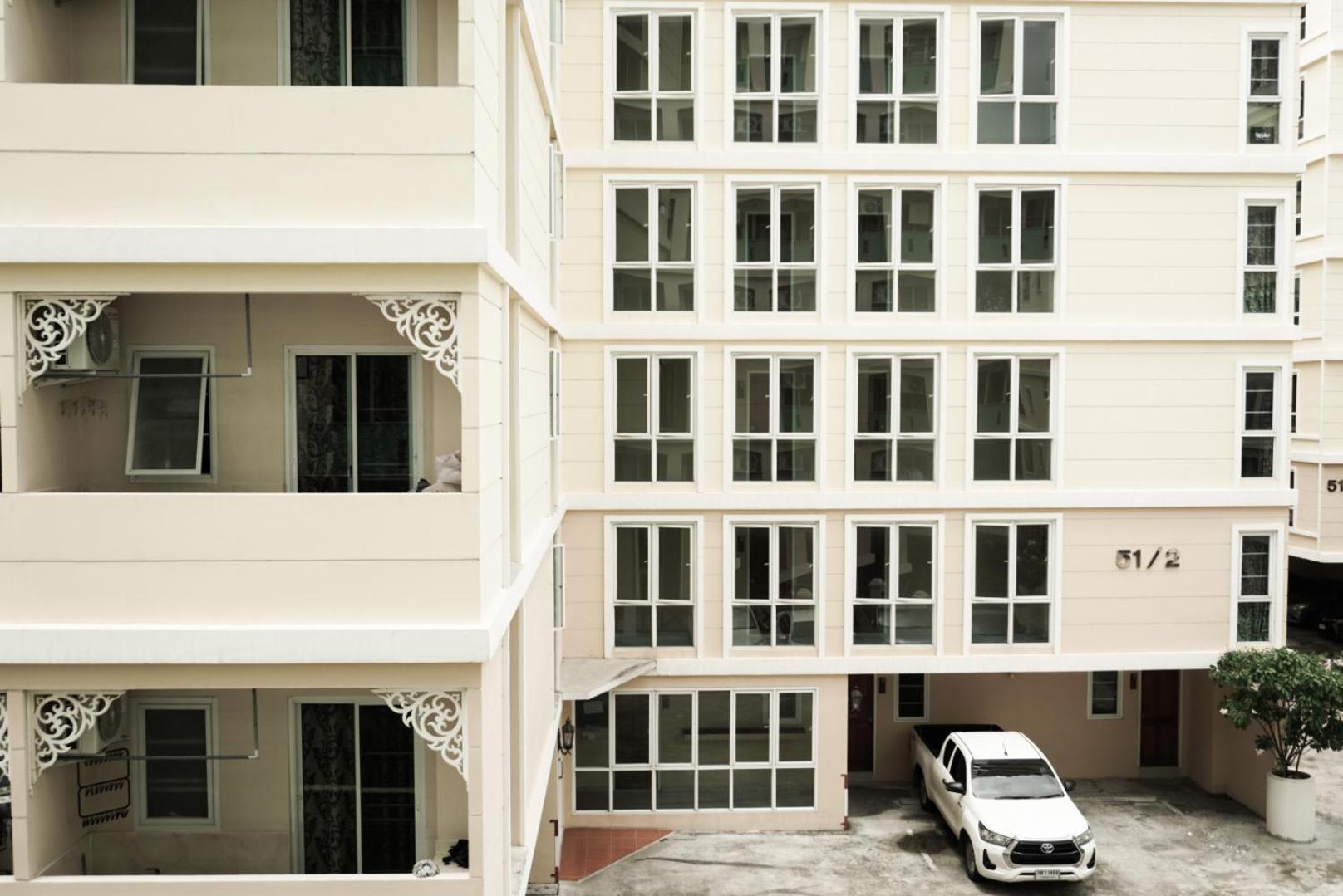 One Deves Inn Bangkok