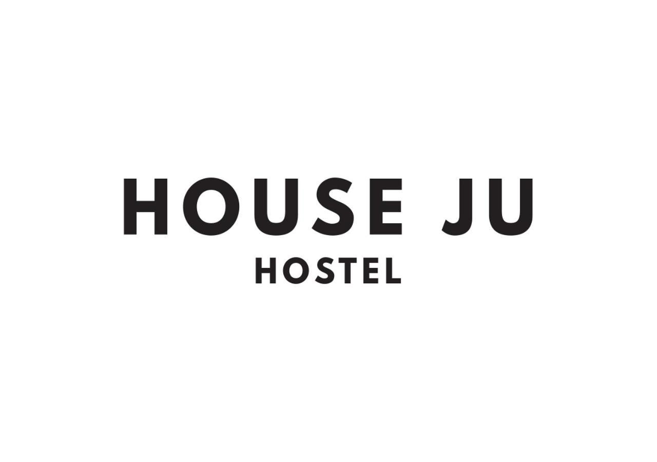 House Ju Hostel *