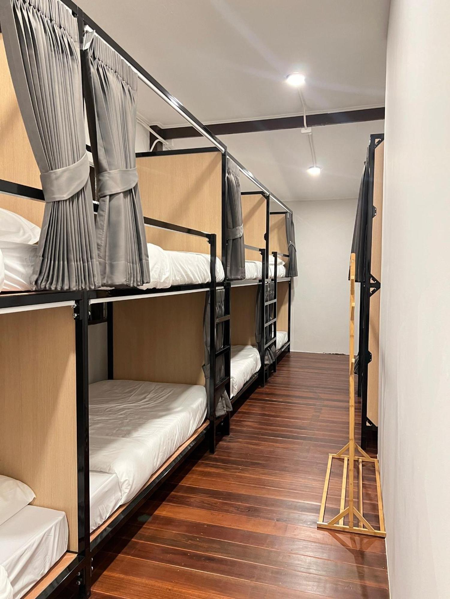 Hostel House Ju