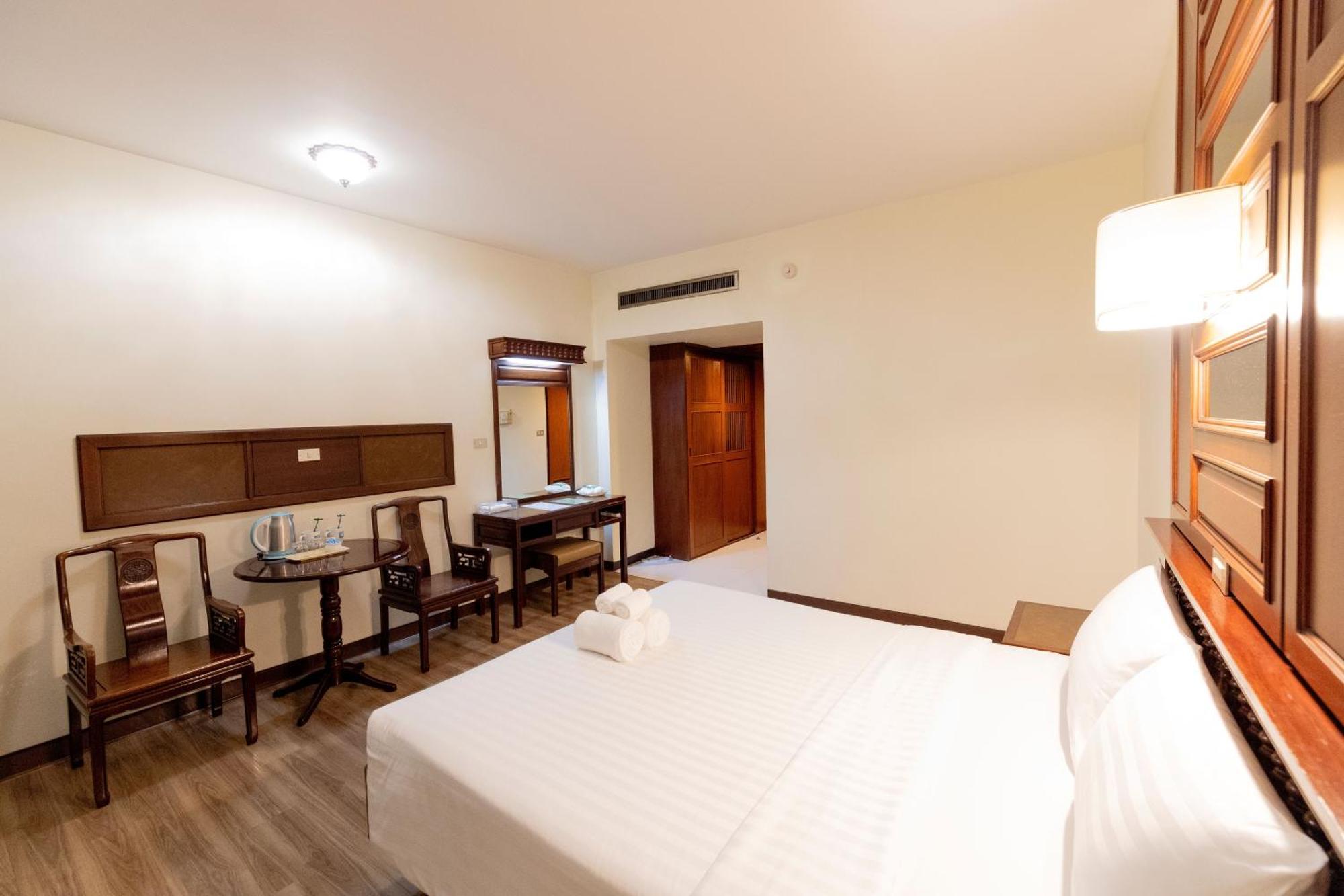 Hotel Mido Bangkok