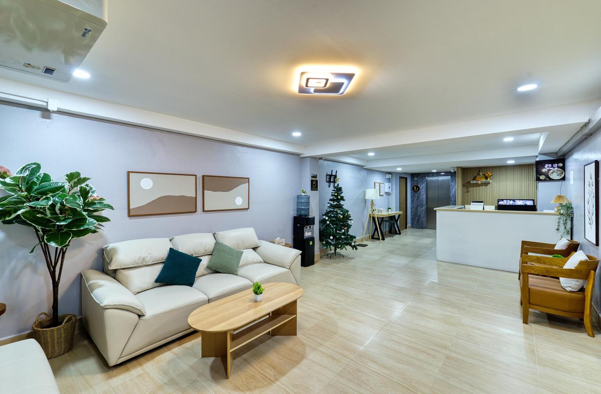 Ab House Aparthotel *