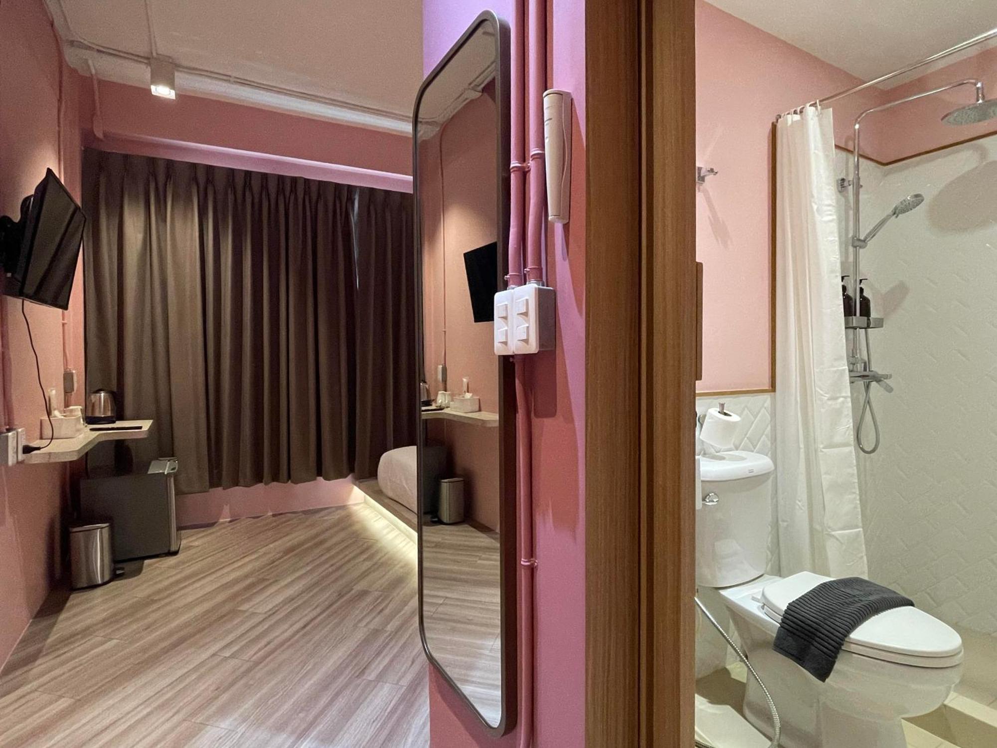 Hotel The Palette - Self Check-in After 10 Pm 2*