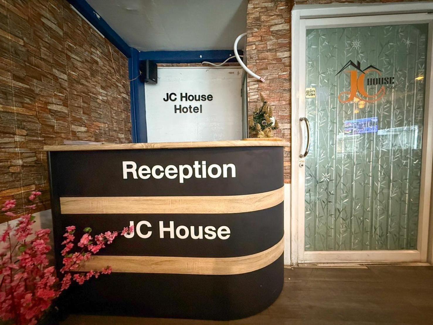 Hotel Jc House