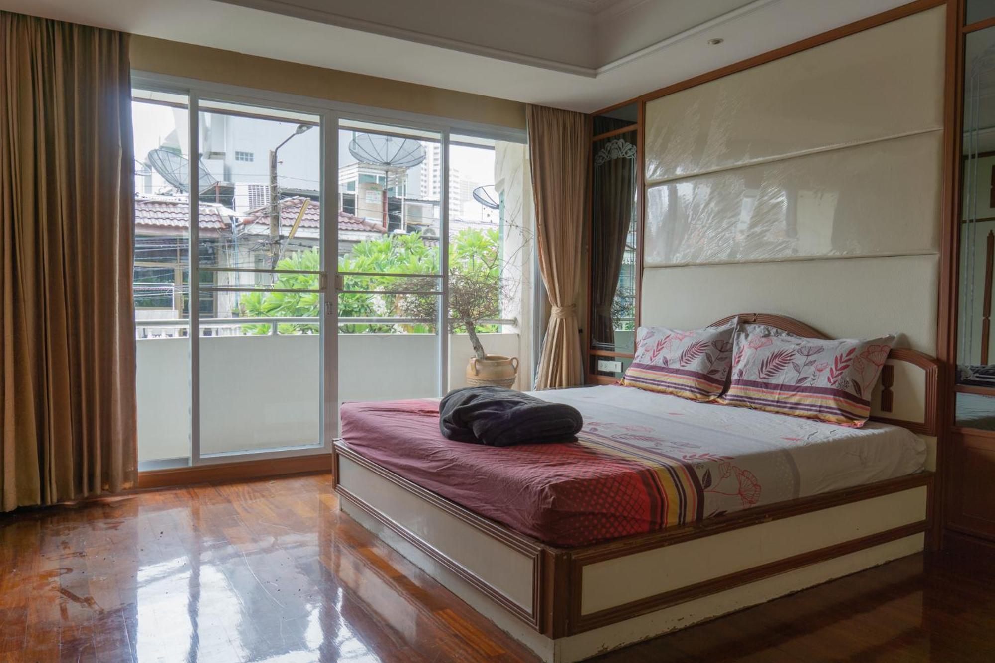 Modern In Sukhumvit Bangkok