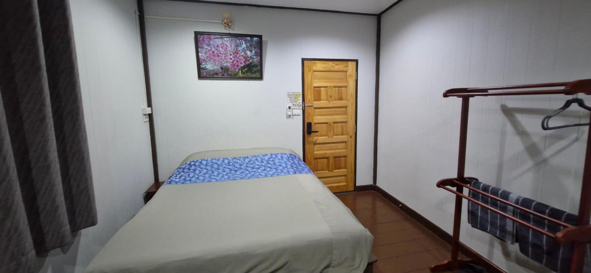 Katil Ob Arun House Bangkok