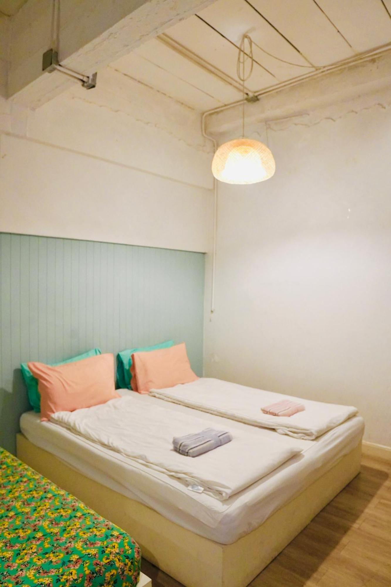 Bangkok Historic Villa - Private Access Hotel