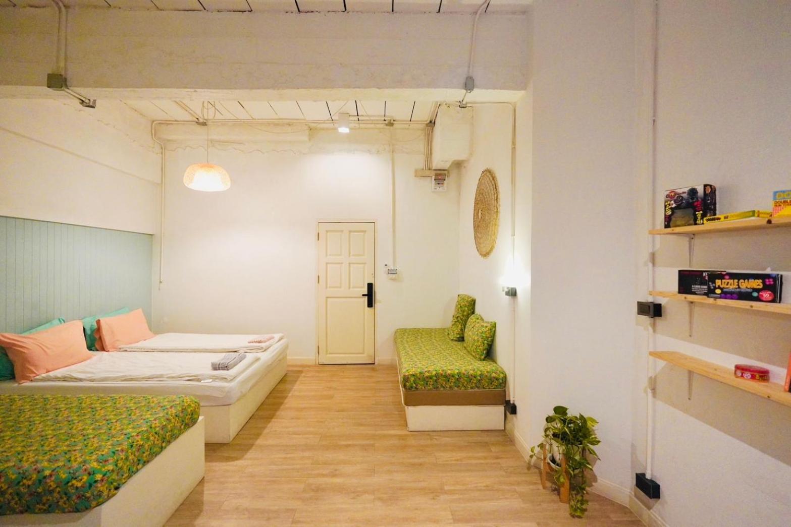 Bangkok Historic Villa - Private Access Hotel 5*
