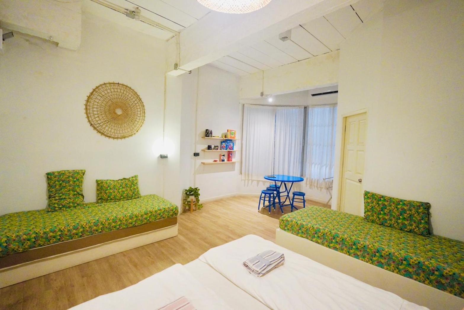 The Locals Old Town 5*