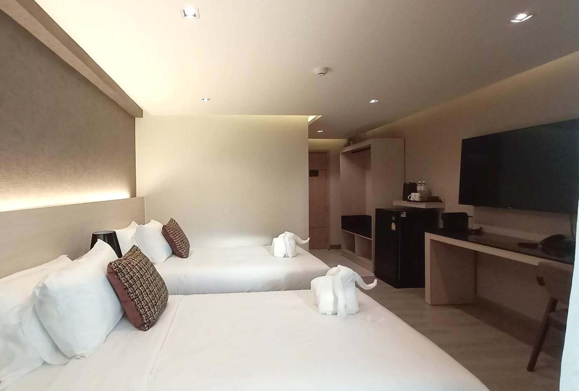 Hotel The 9