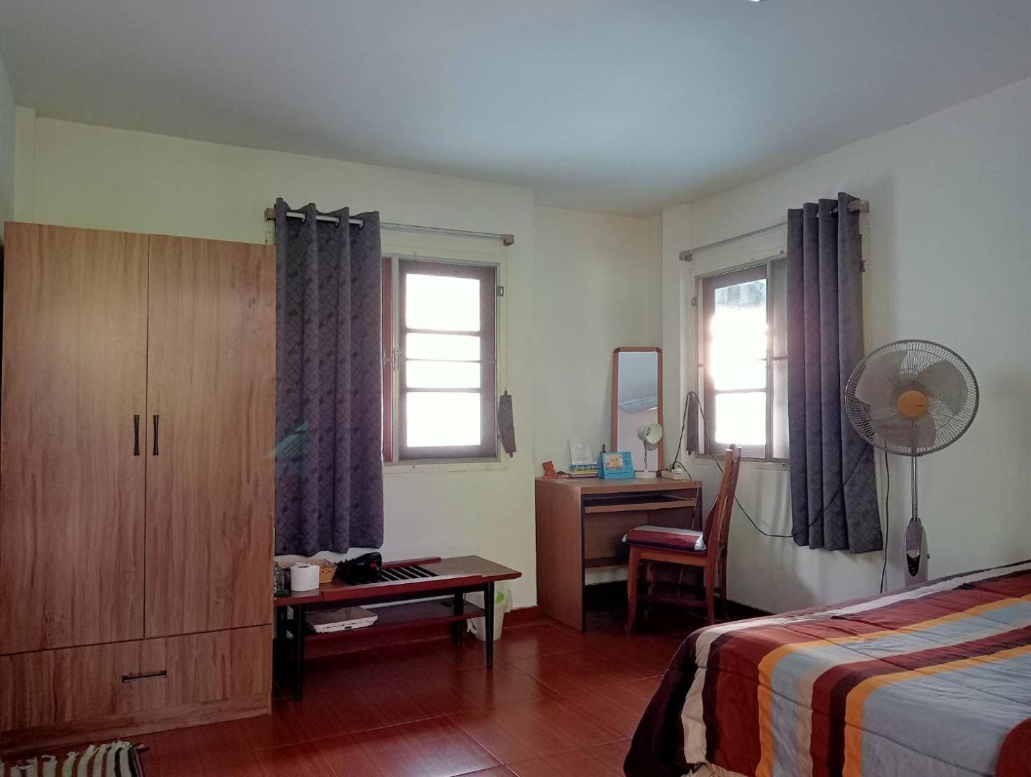 Young And Beautiful Guest house Bangkok