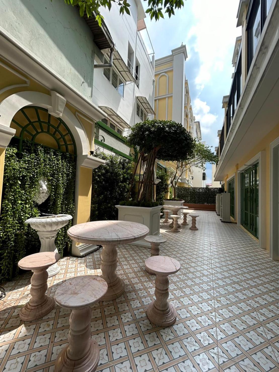 Hotel Siri Grand Banguecoque