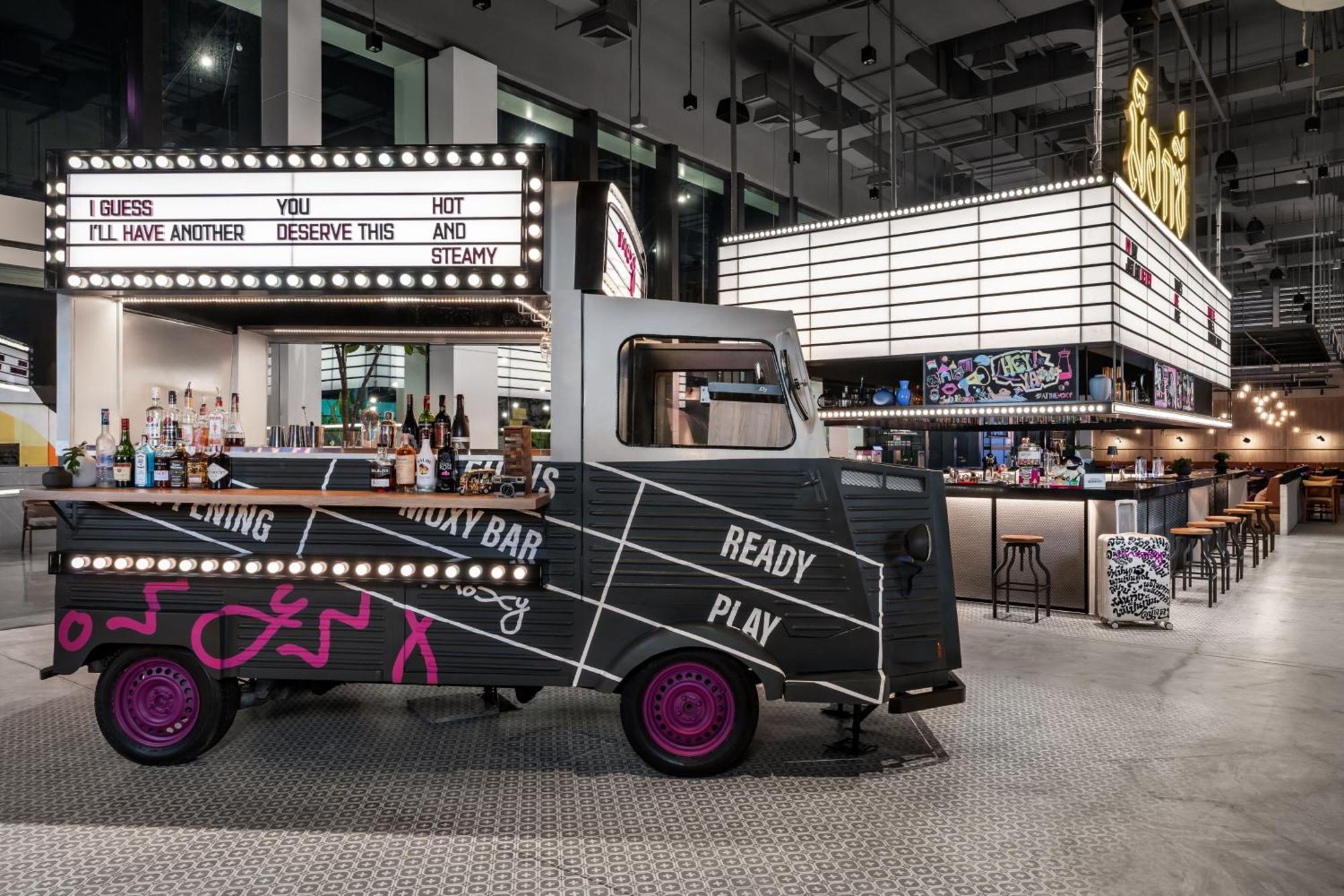 Moxy Ratchaprasong 4* Bangkok