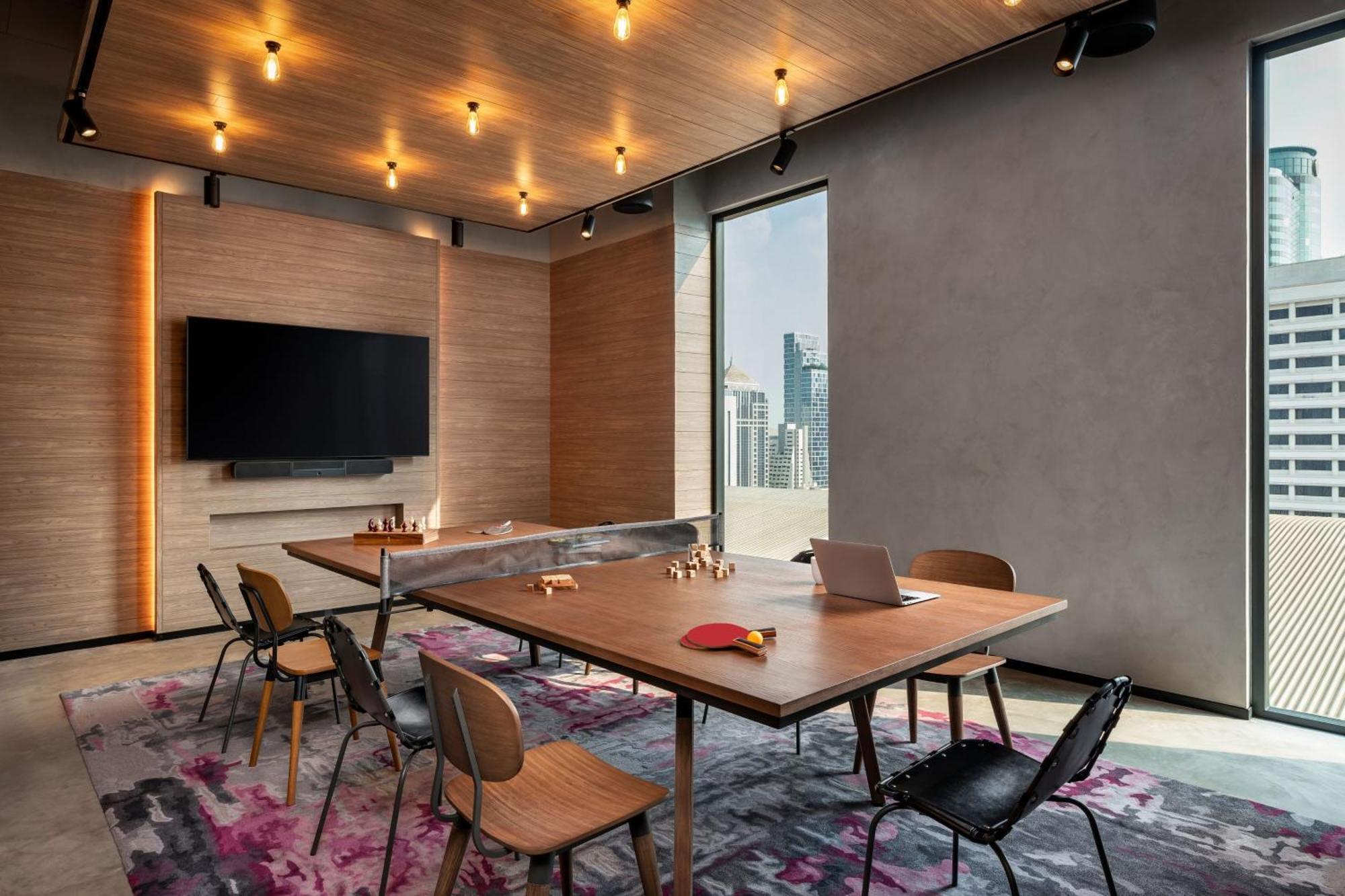 Moxy Ratchaprasong Bangkok
