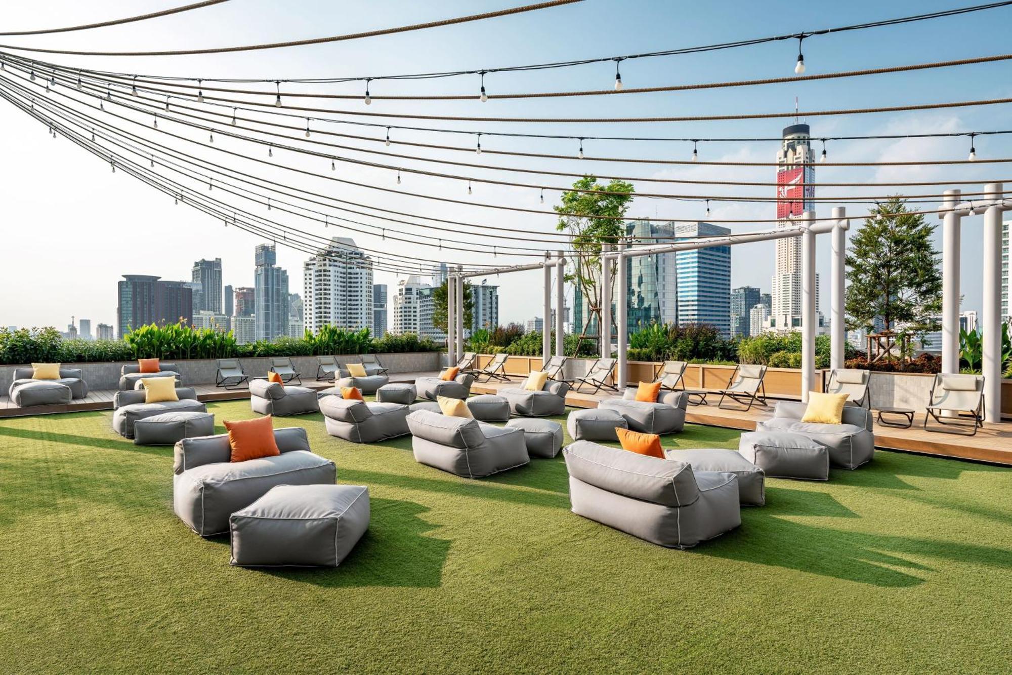 Moxy Ratchaprasong Hotel Bangkok