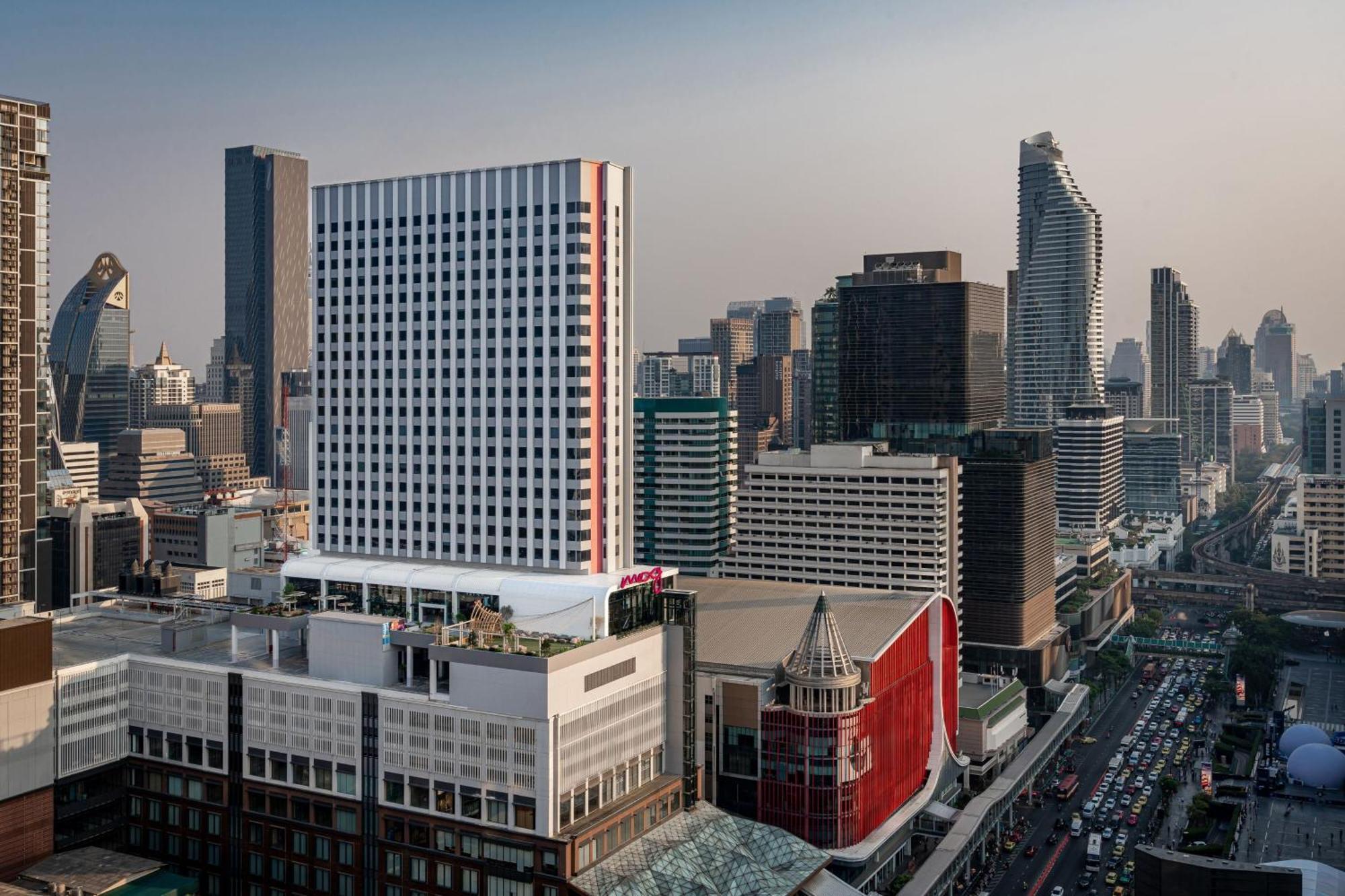 Moxy Ratchaprasong Hotel 4*