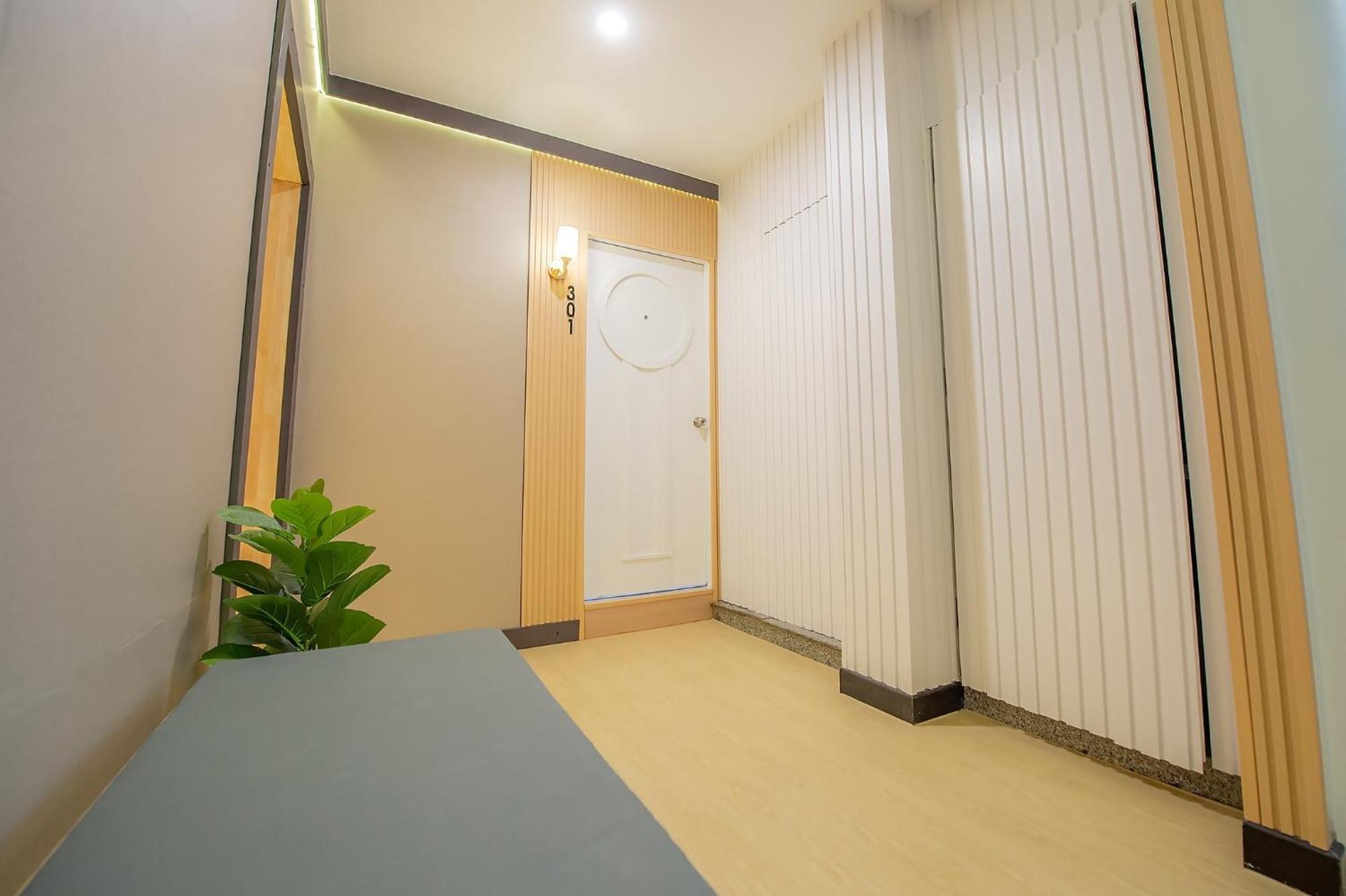 Hotel Thrive 3*
