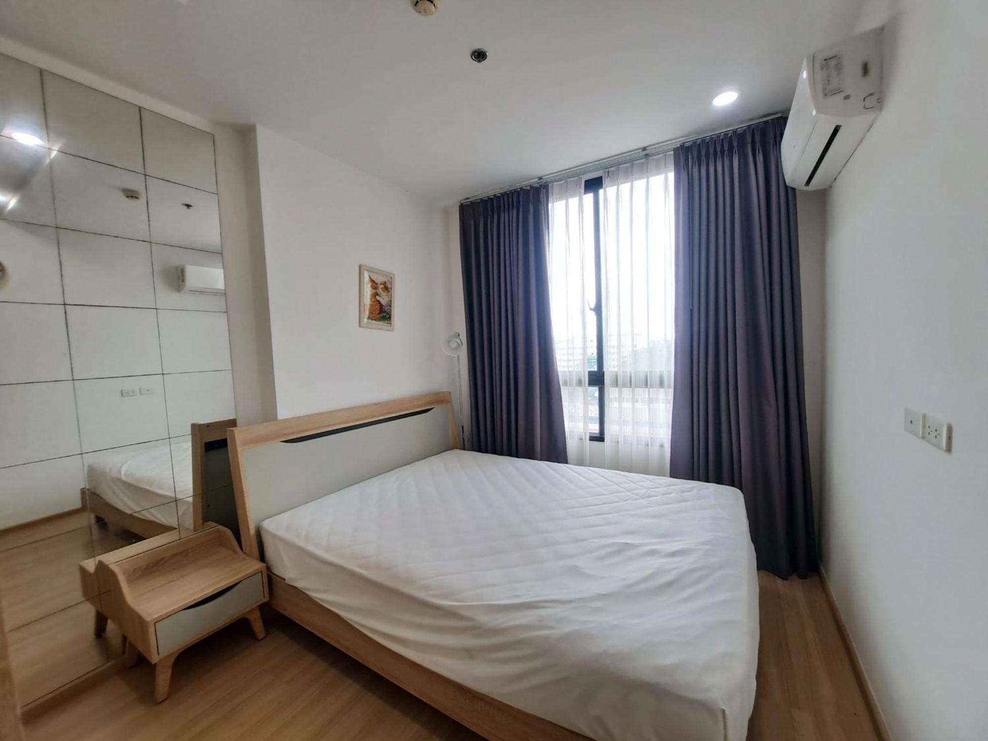 Aparthotel In With Swimming Pool Near Malls And Train *