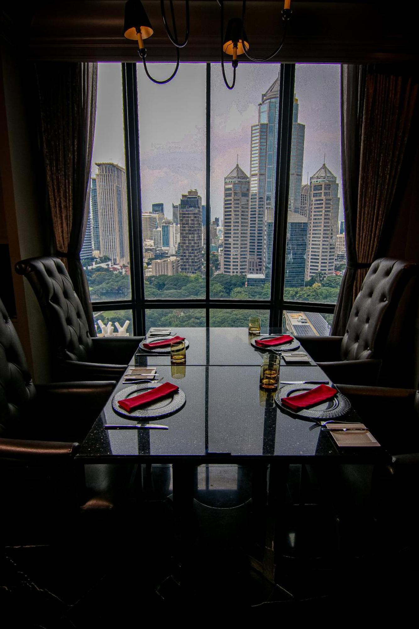 Muse Bangkok, Autograph Collection Hotel