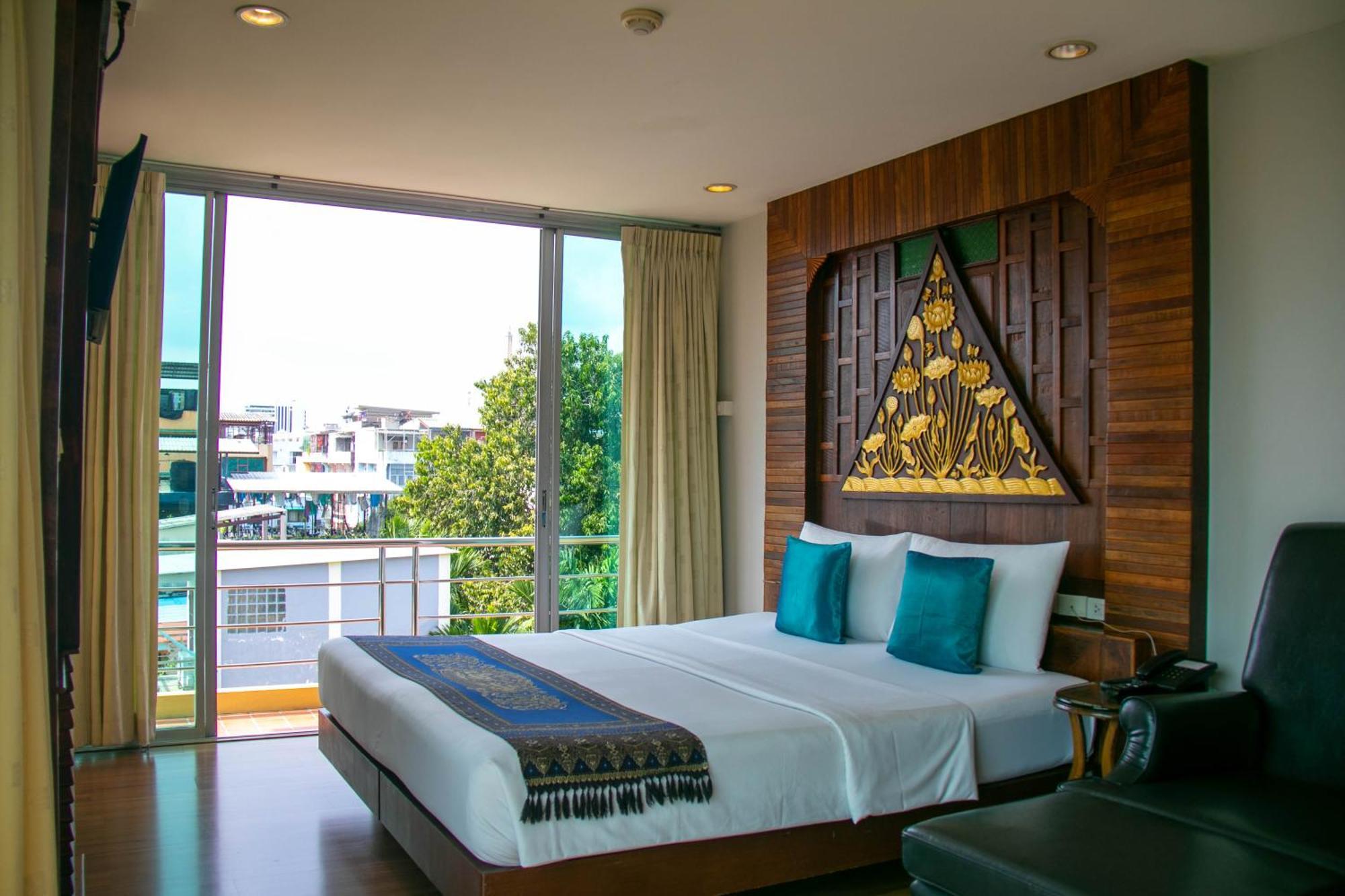 Lamphu Tree House Boutique Bangkok