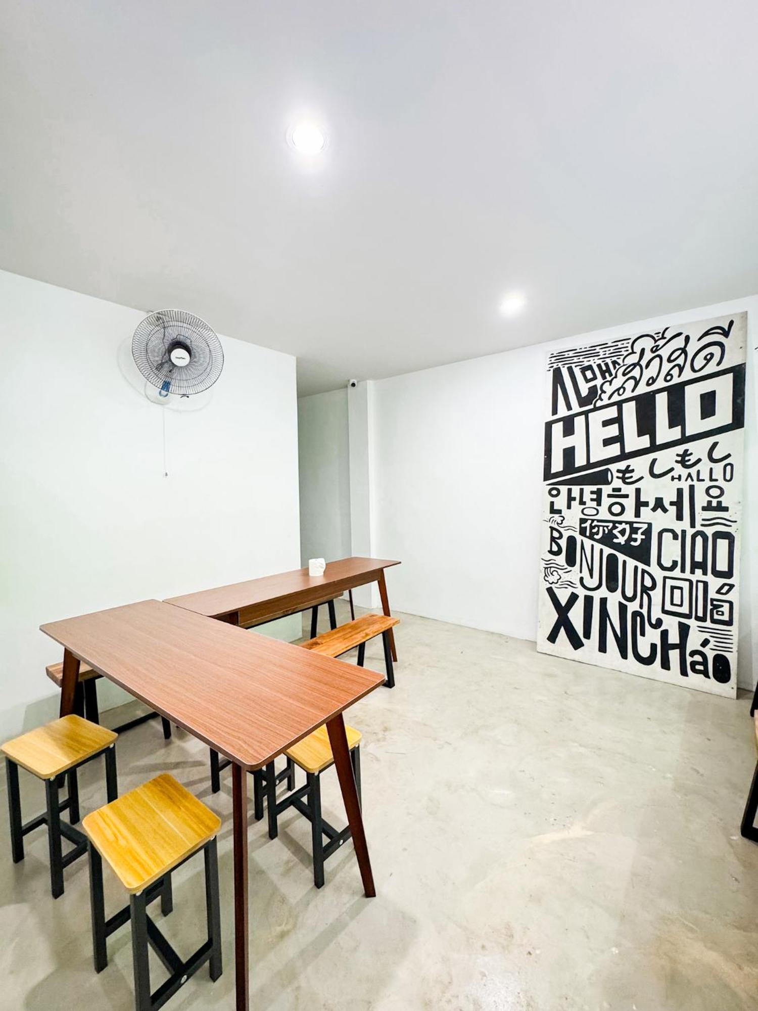 Diff Hostel