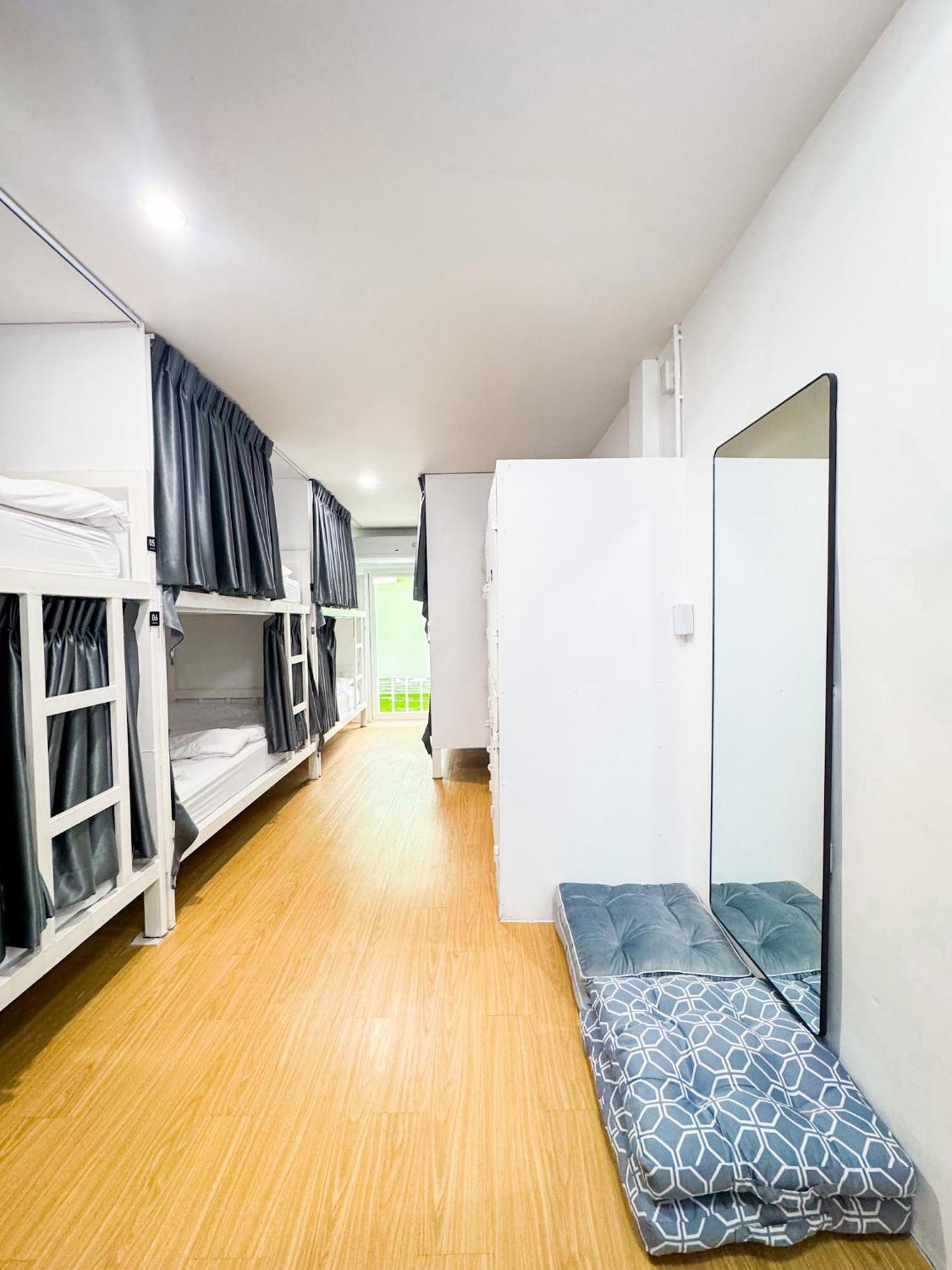 Hostel Diff *